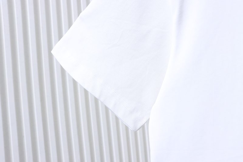 BURBERRY Classic TB Logo Short Sleeve T-Shirt Style 1