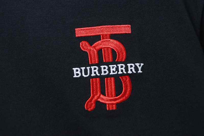 BURBERRY Classic TB Logo Short Sleeve T-Shirt Style 2