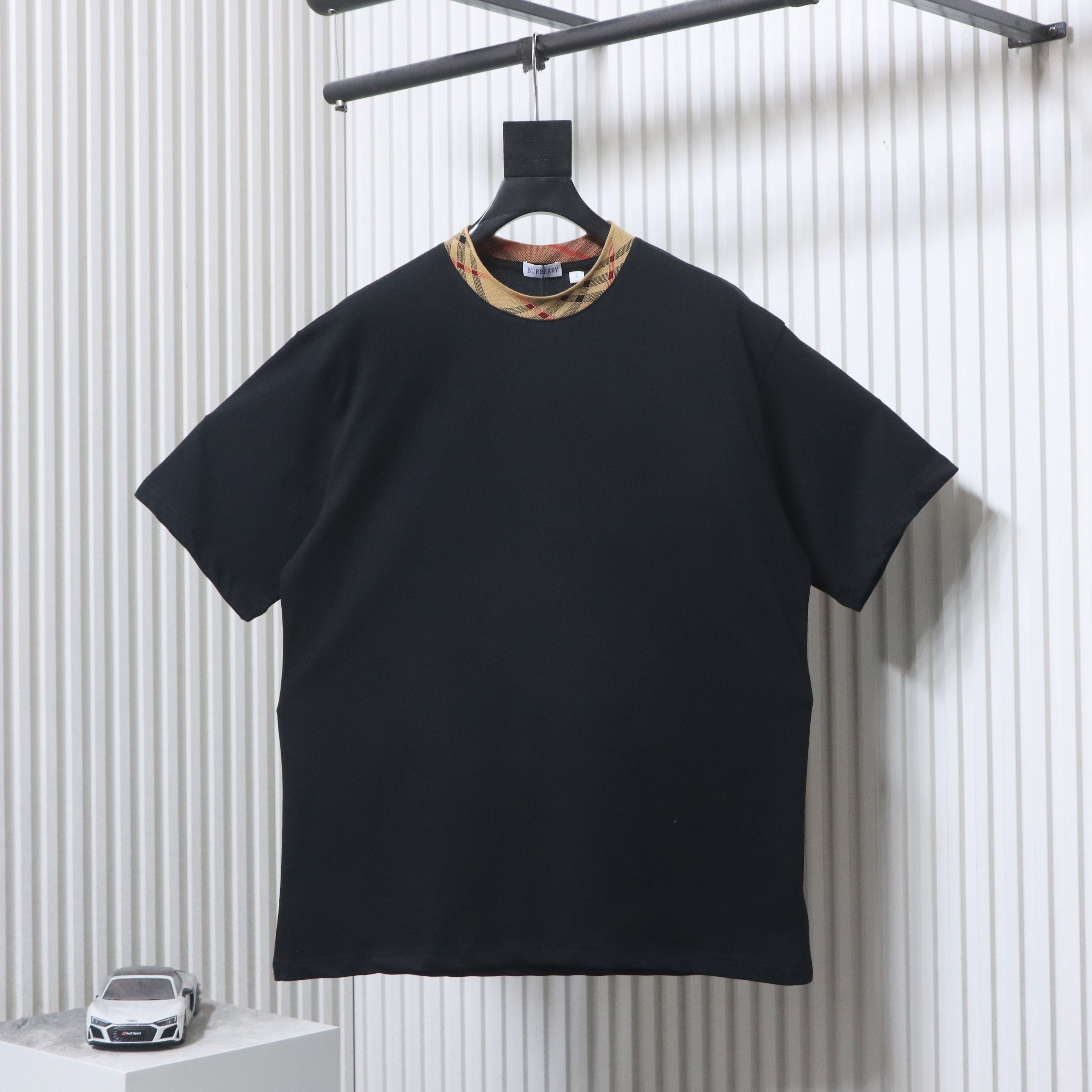 BURBERRY Collar Check Contrast Short Sleeve T-Shirt Style 1