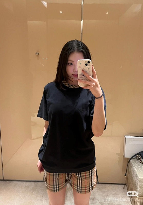BURBERRY Collar Check Contrast Short Sleeve T-Shirt Style 5