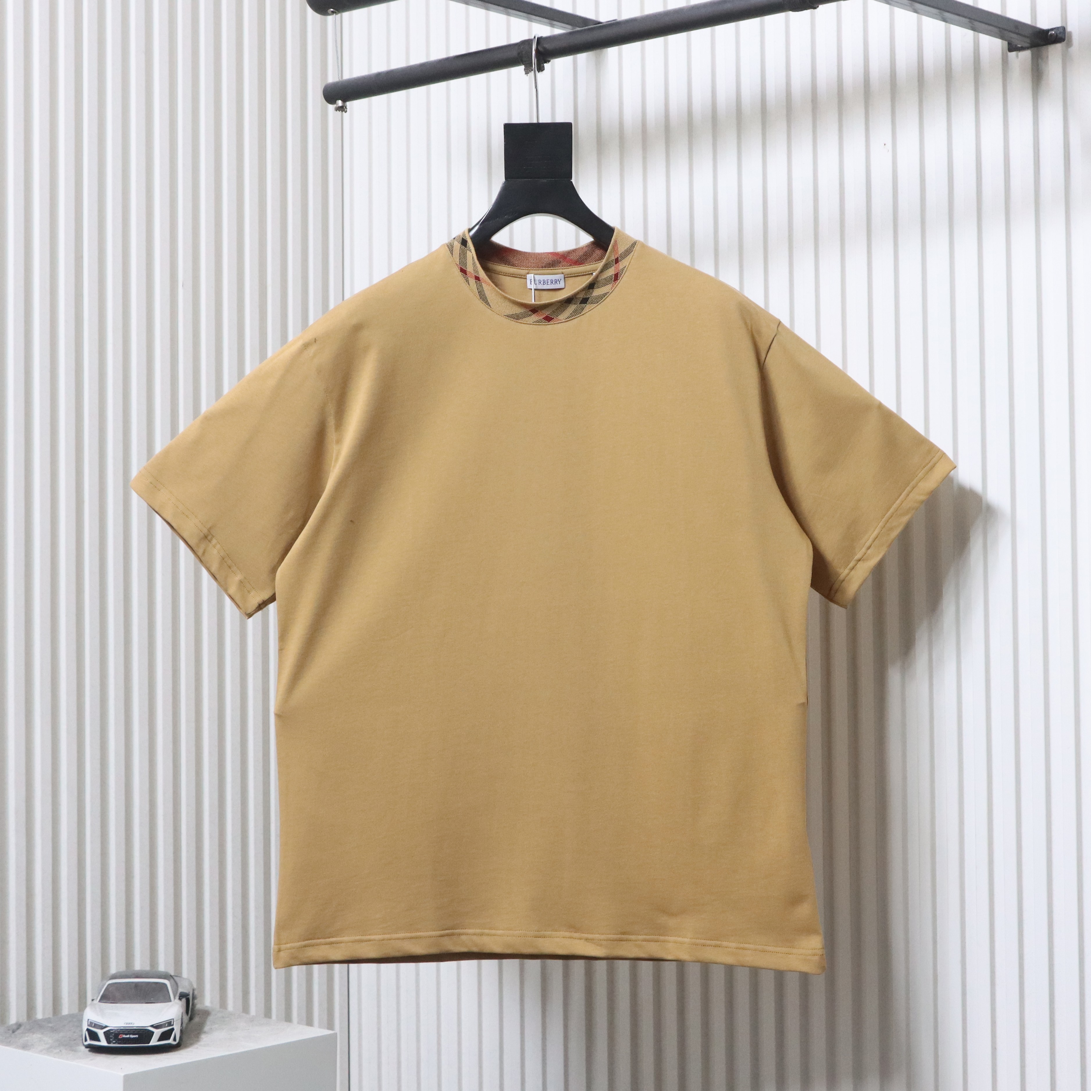 BURBERRY Collar Check Contrast Short Sleeve T-Shirt Style 6