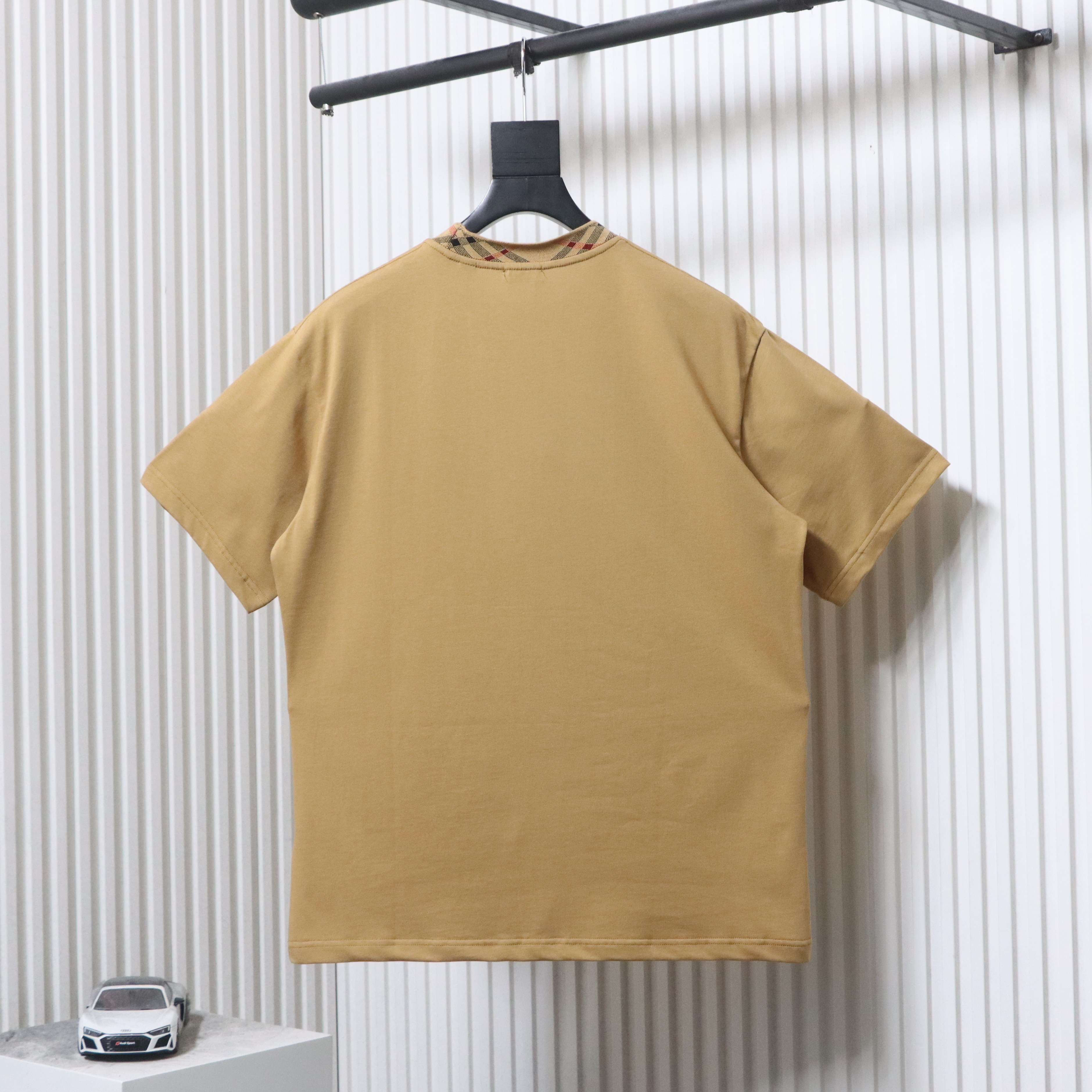 BURBERRY Collar Check Contrast Short Sleeve T-Shirt Style 6
