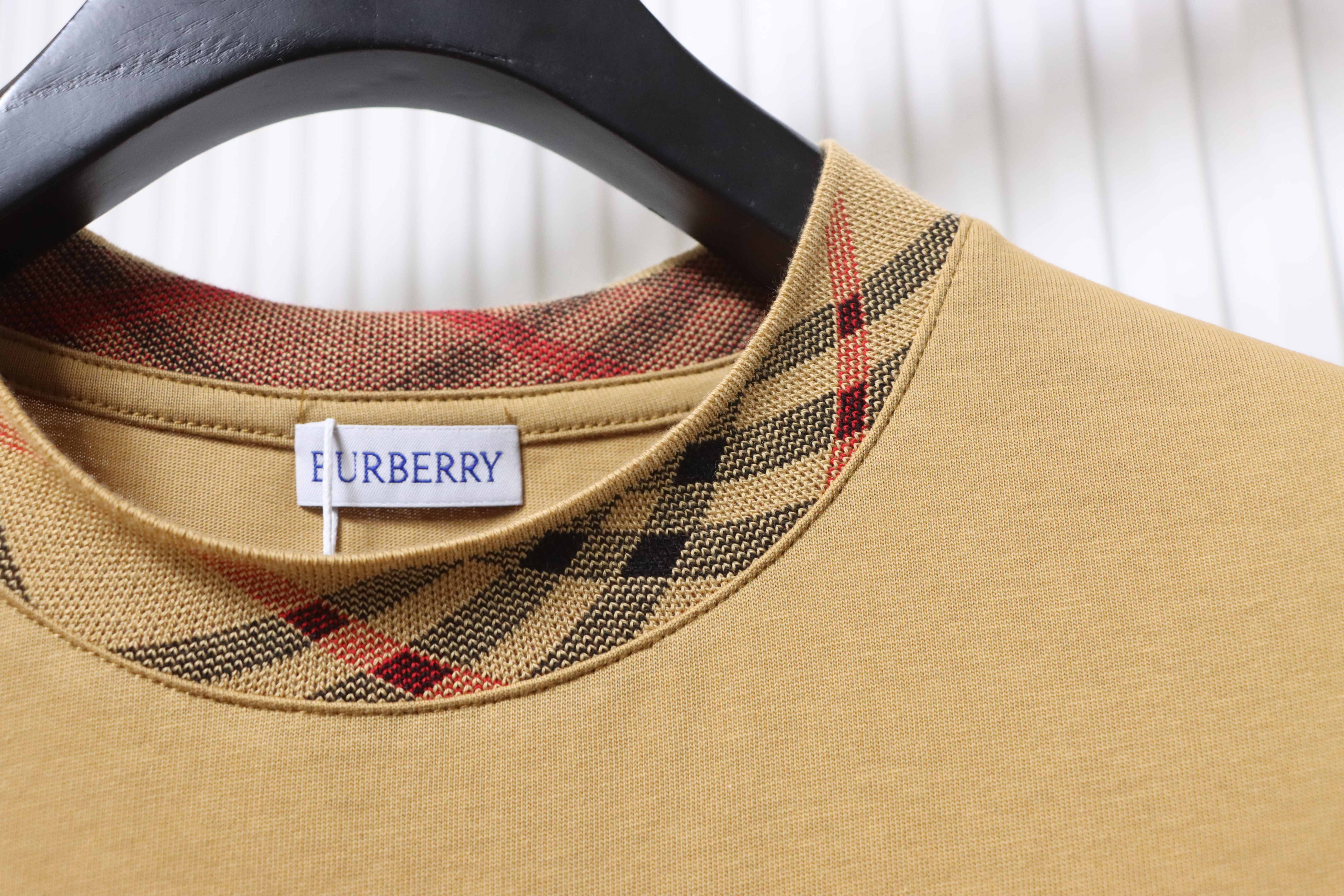 BURBERRY Collar Check Contrast Short Sleeve T-Shirt Style 6