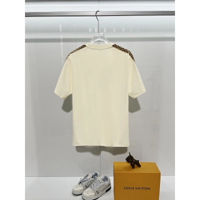 BURBERRY Colorful Knight Equestrian Embroidery Colorful Knight Equestrian Short Sleeve Polo Shirt Style 2 01