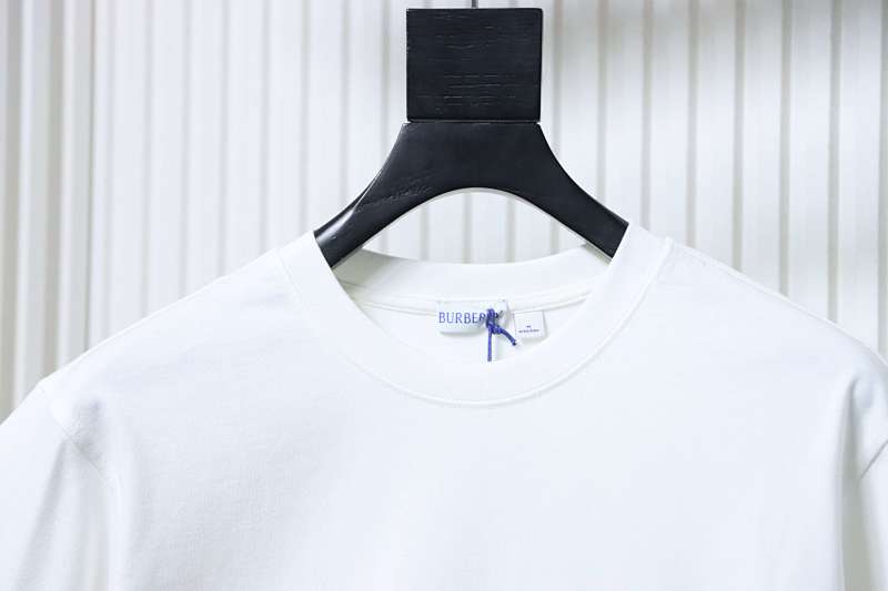 BURBERRY Embroidery Short Sleeve T-Shirt