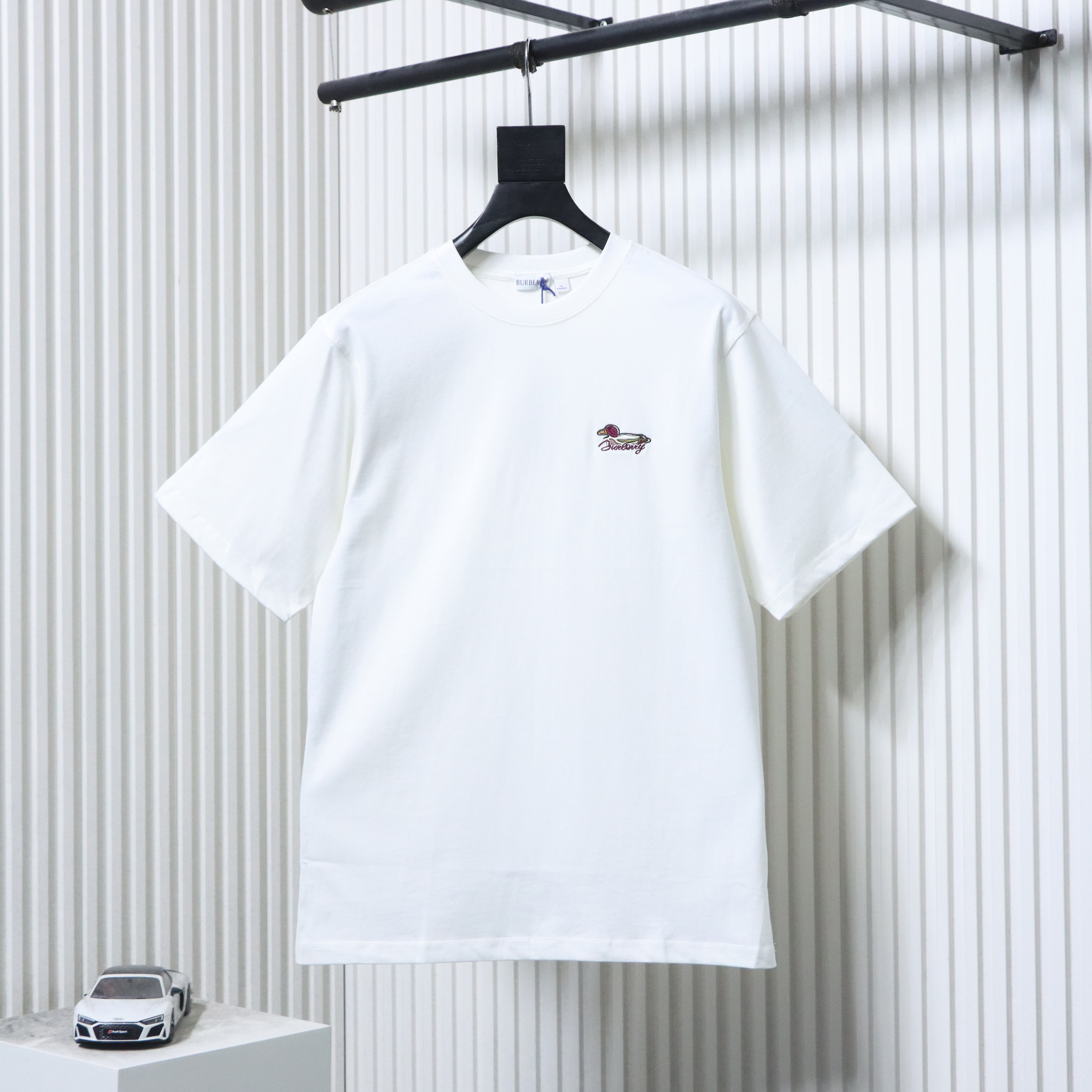 BURBERRY Embroidery Short Sleeve T-Shirt