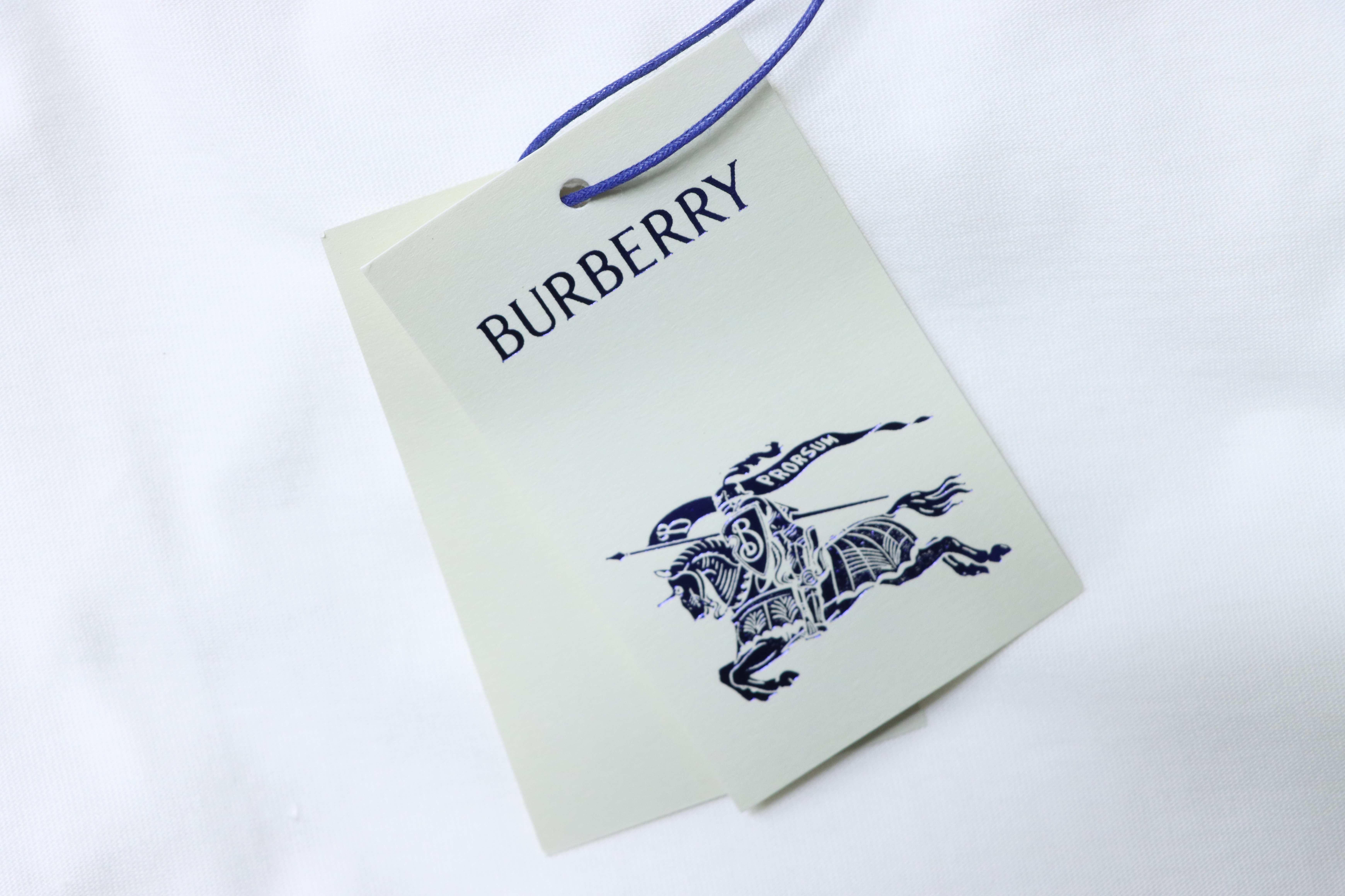 BURBERRY Embroidery Short Sleeve T-Shirt