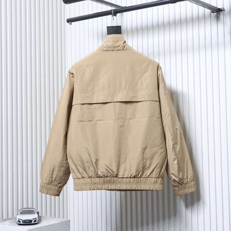 BURBERRY Equestrian Collar Jacket Style 2