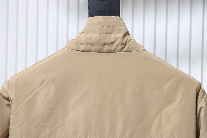 BURBERRY Equestrian Collar Jacket Style 2
