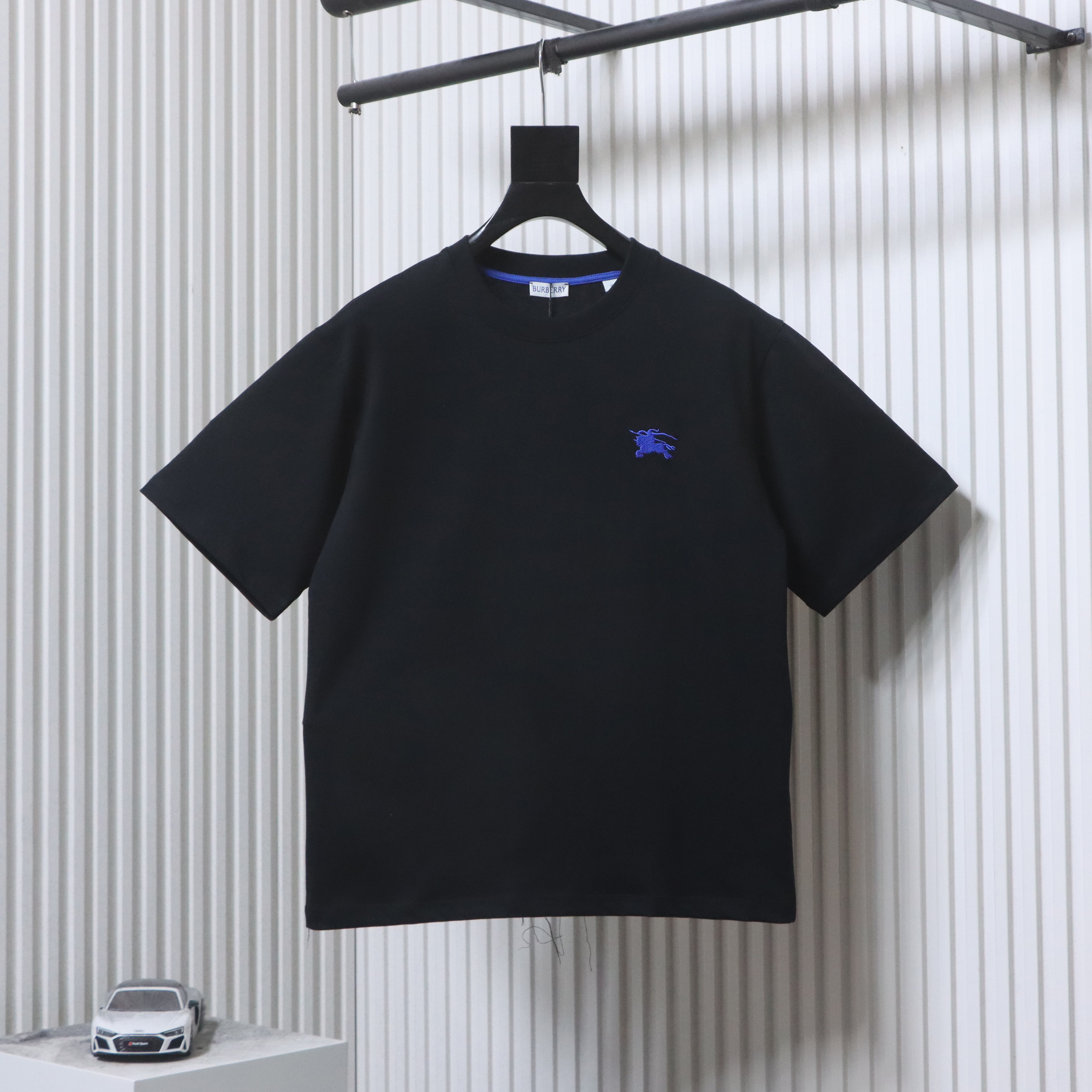BURBERRY Equestrian Embroidery Blue Short Sleeve T-Shirt Style 2
