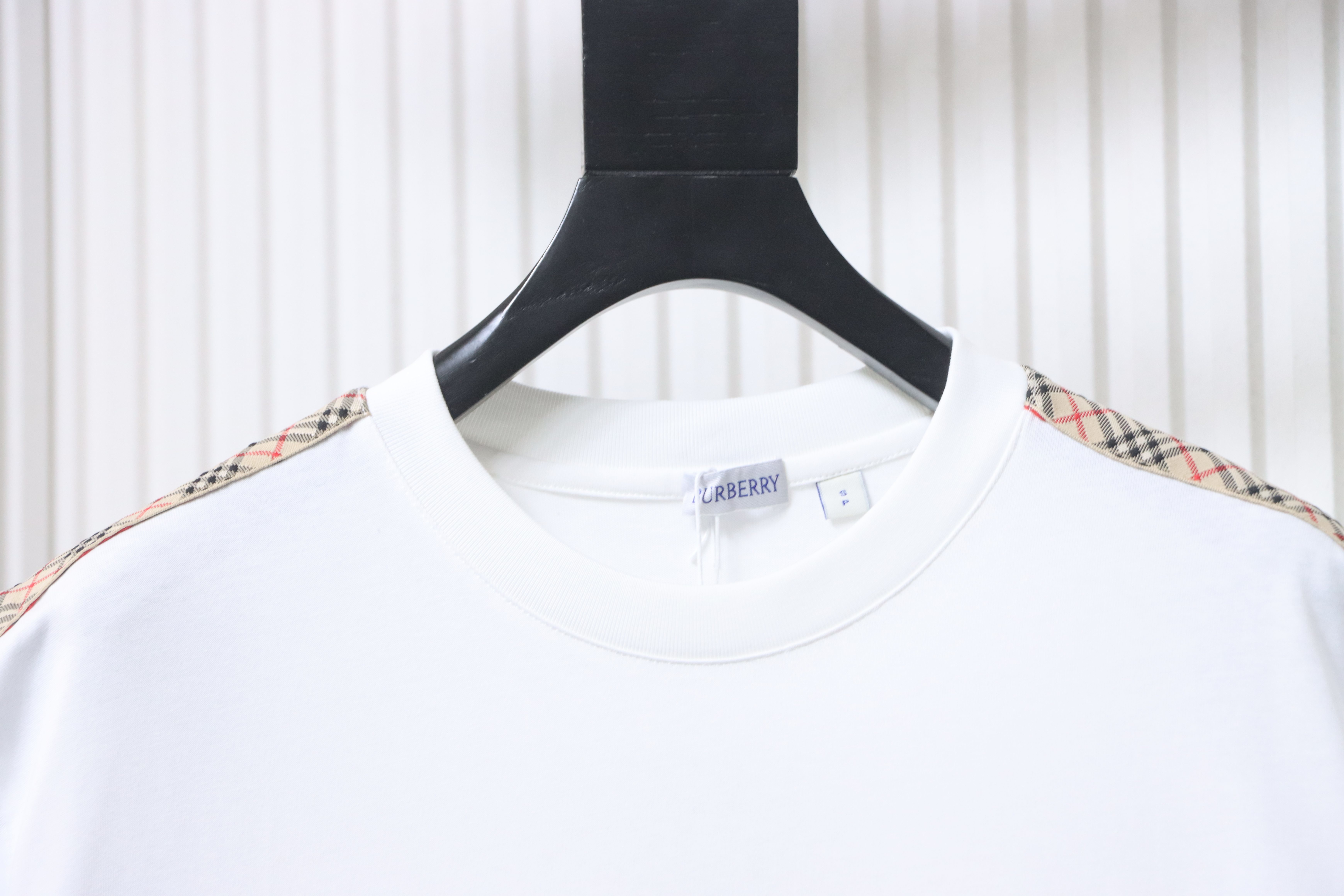 BURBERRY Equestrian Embroidery Check Short Sleeve T-Shirt Style 1
