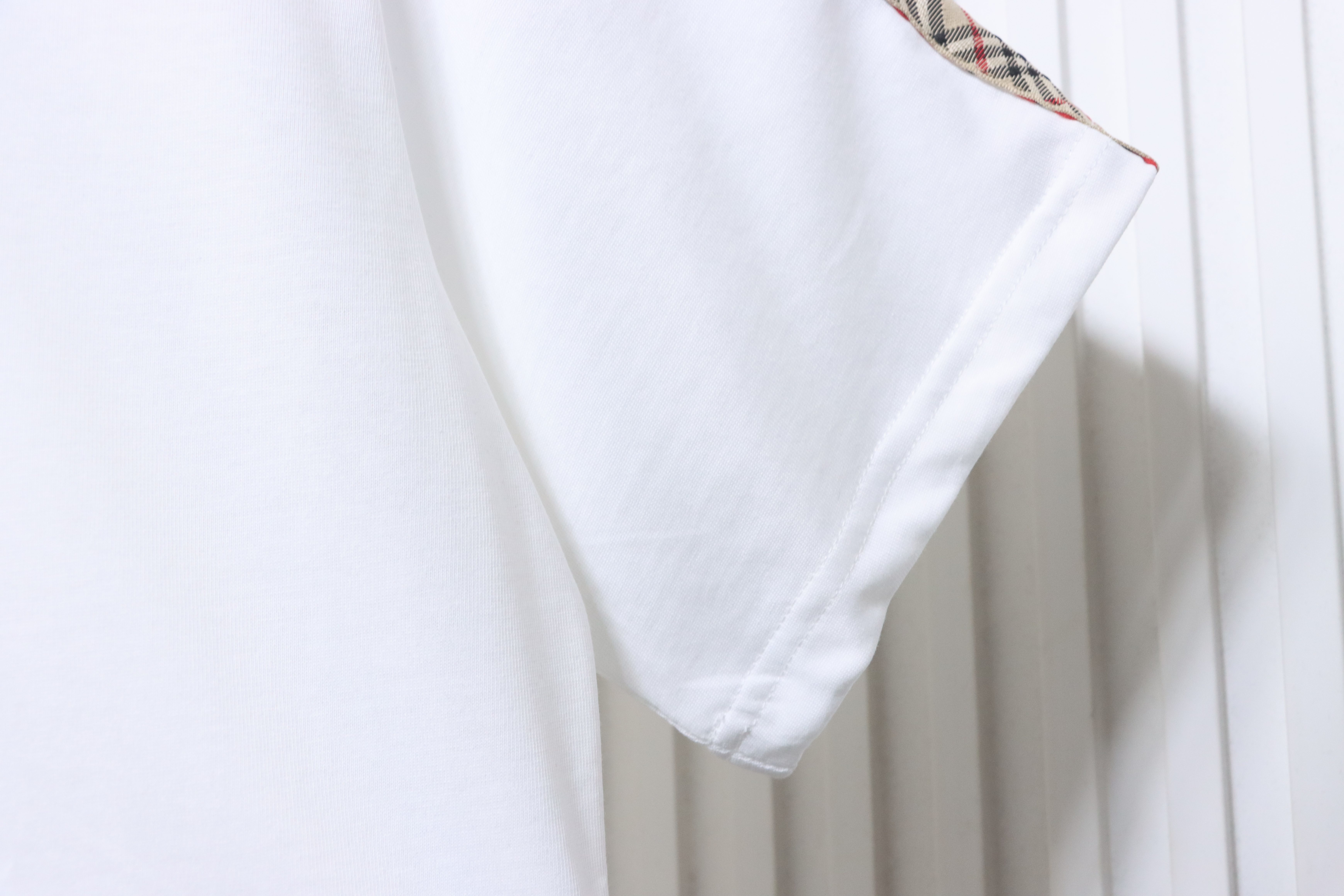 BURBERRY Equestrian Embroidery Check Short Sleeve T-Shirt Style 1