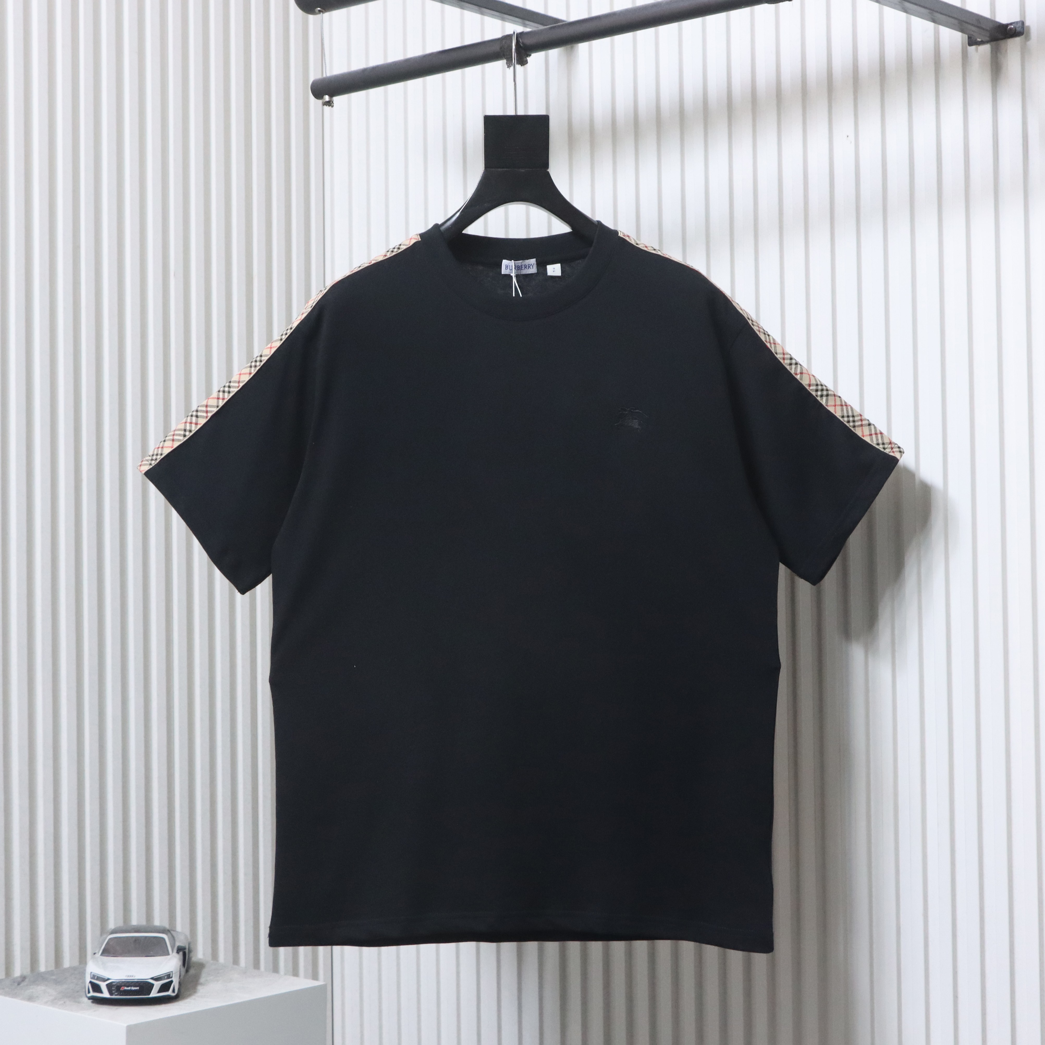 BURBERRY Equestrian Embroidery Check Short Sleeve T-Shirt Style 2
