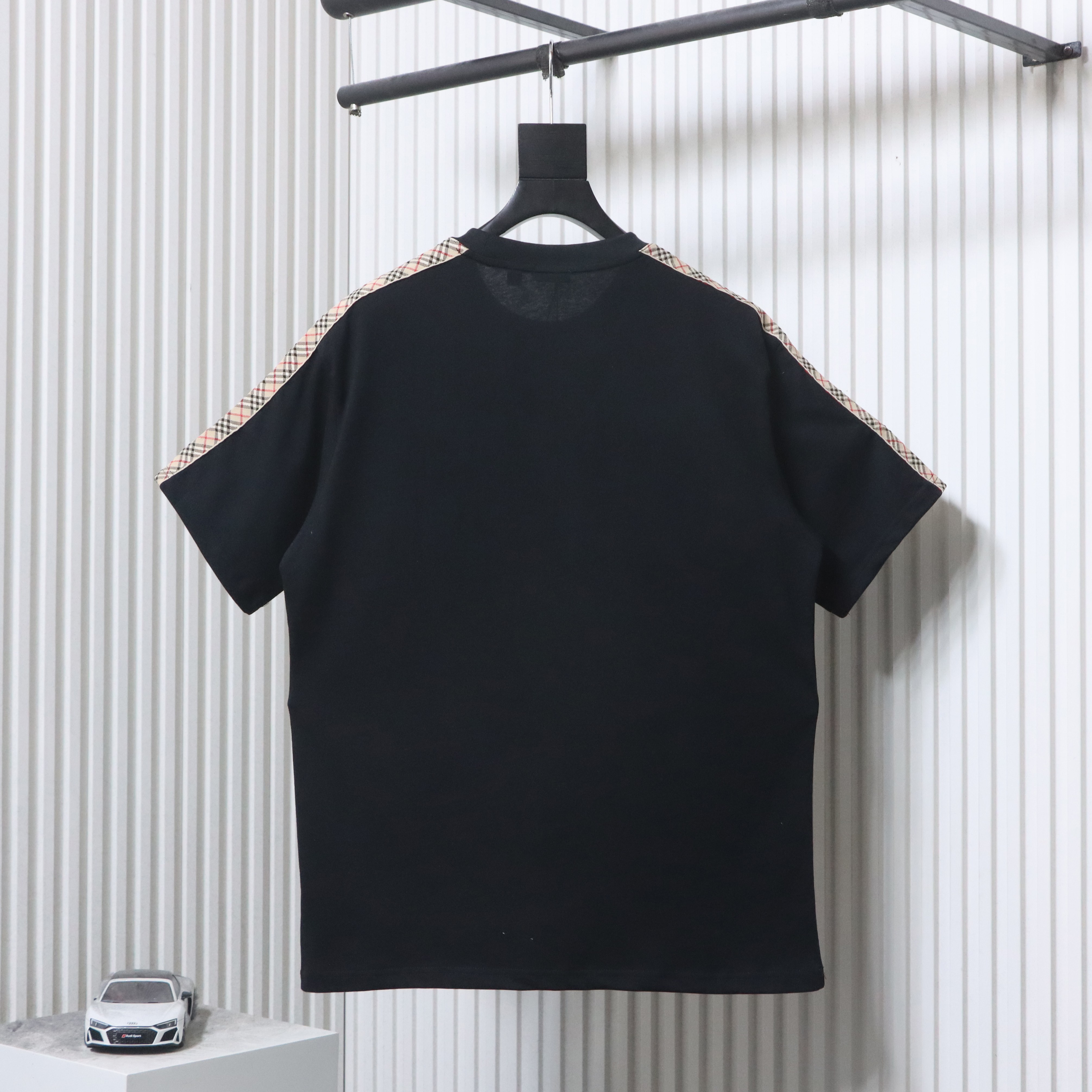 BURBERRY Equestrian Embroidery Check Short Sleeve T-Shirt Style 2