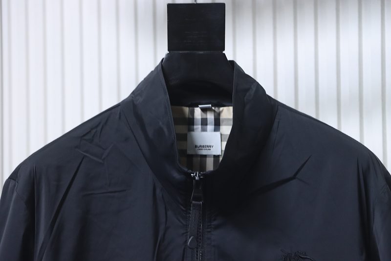 BURBERRY Equestrian Embroidery Collar Jacket Style 1
