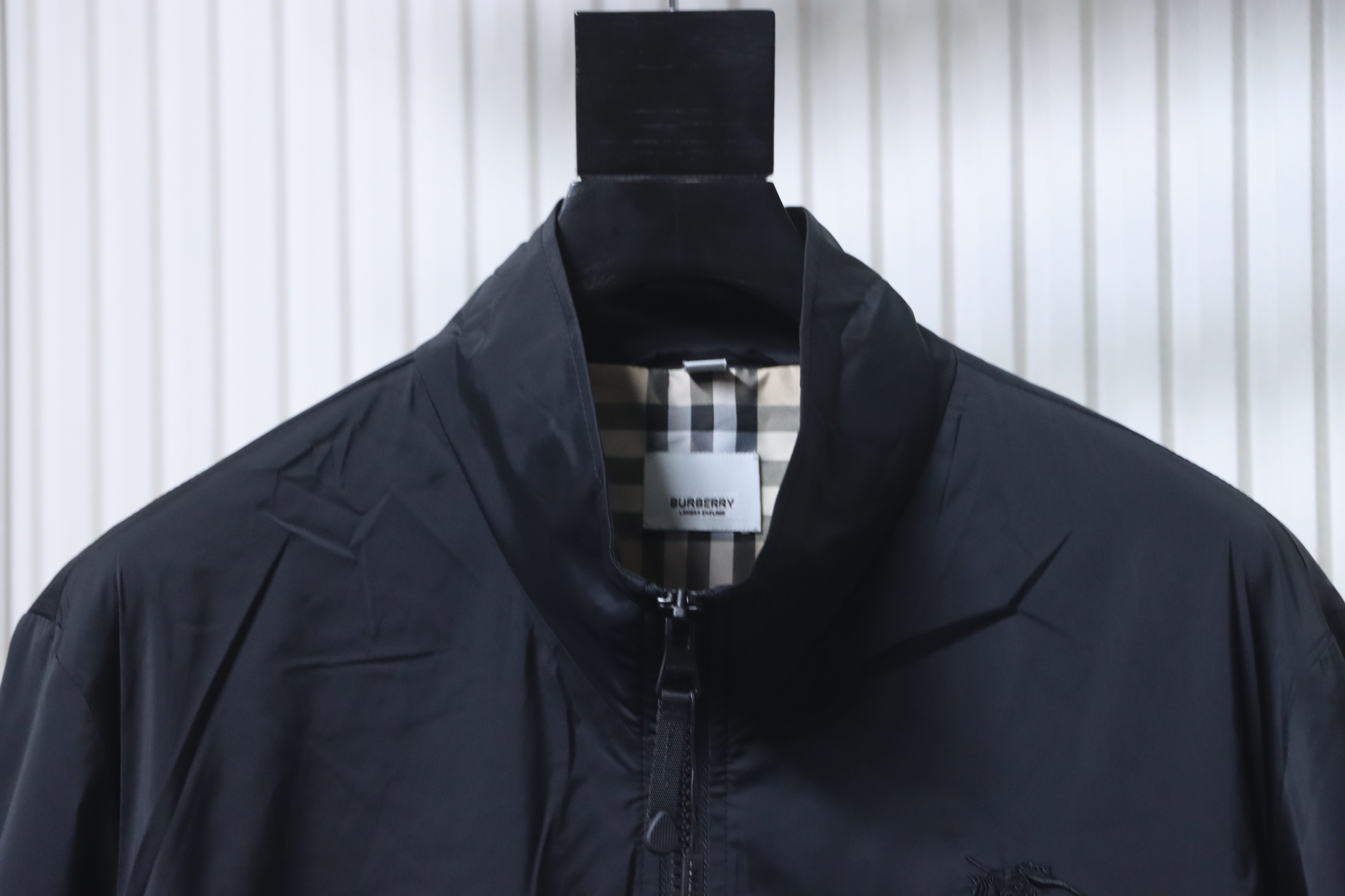 BURBERRY Equestrian Embroidery Collar Jacket Style 1