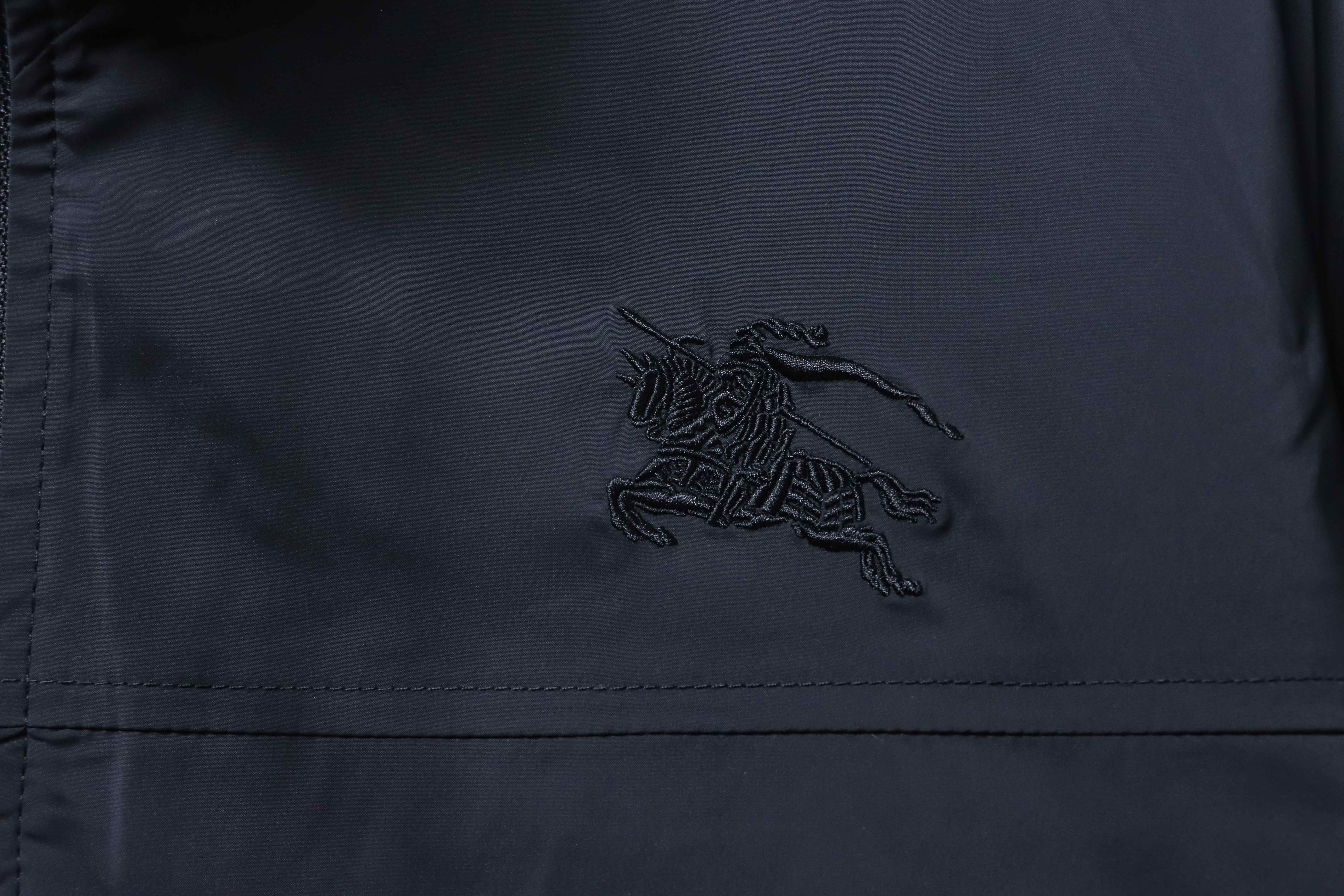 BURBERRY Equestrian Embroidery Collar Jacket Style 1