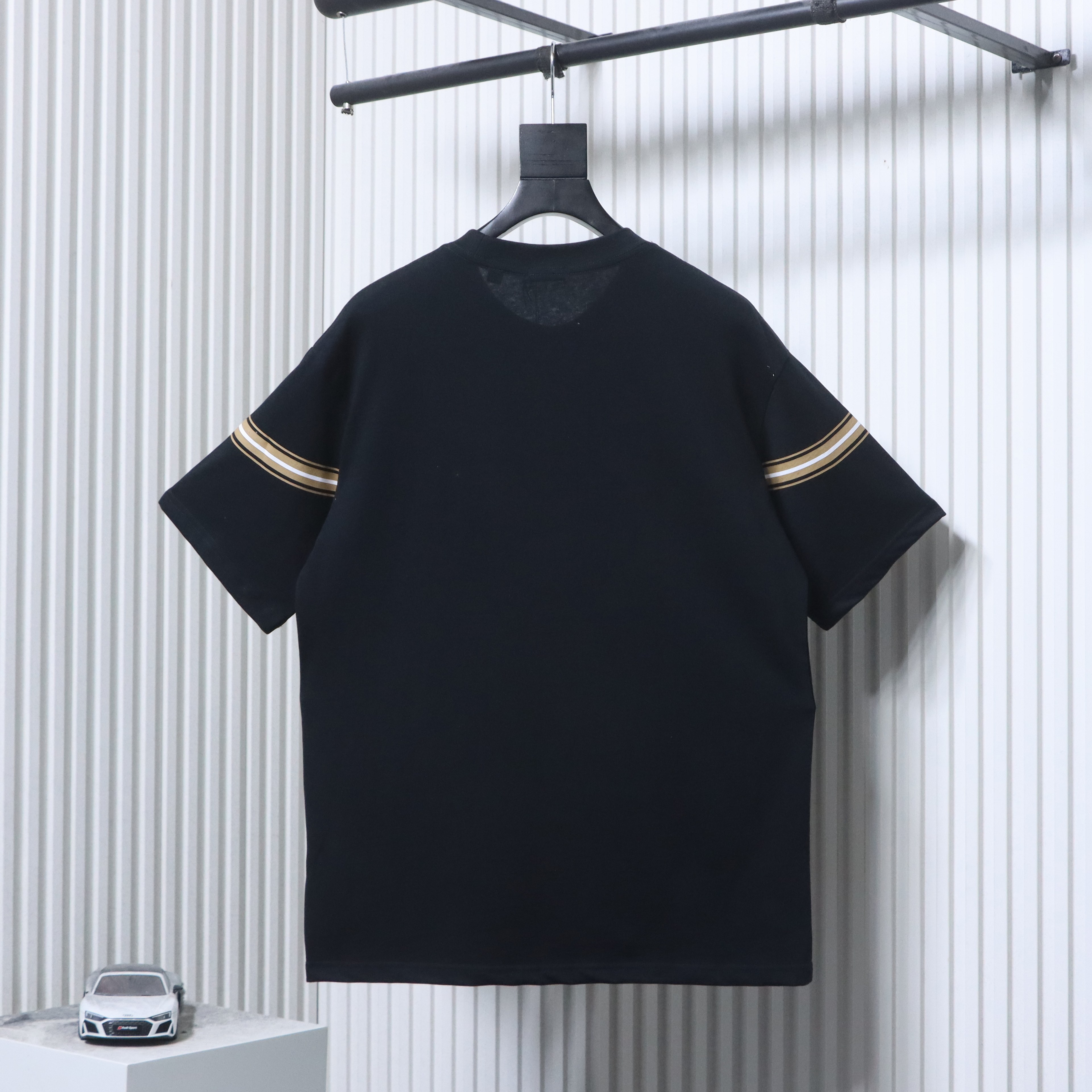 BURBERRY Equestrian Embroidery Print Short Sleeve T-Shirt Style 2