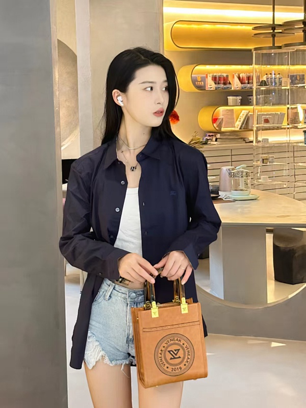 BURBERRY Equestrian Embroidery Shirt Style 1