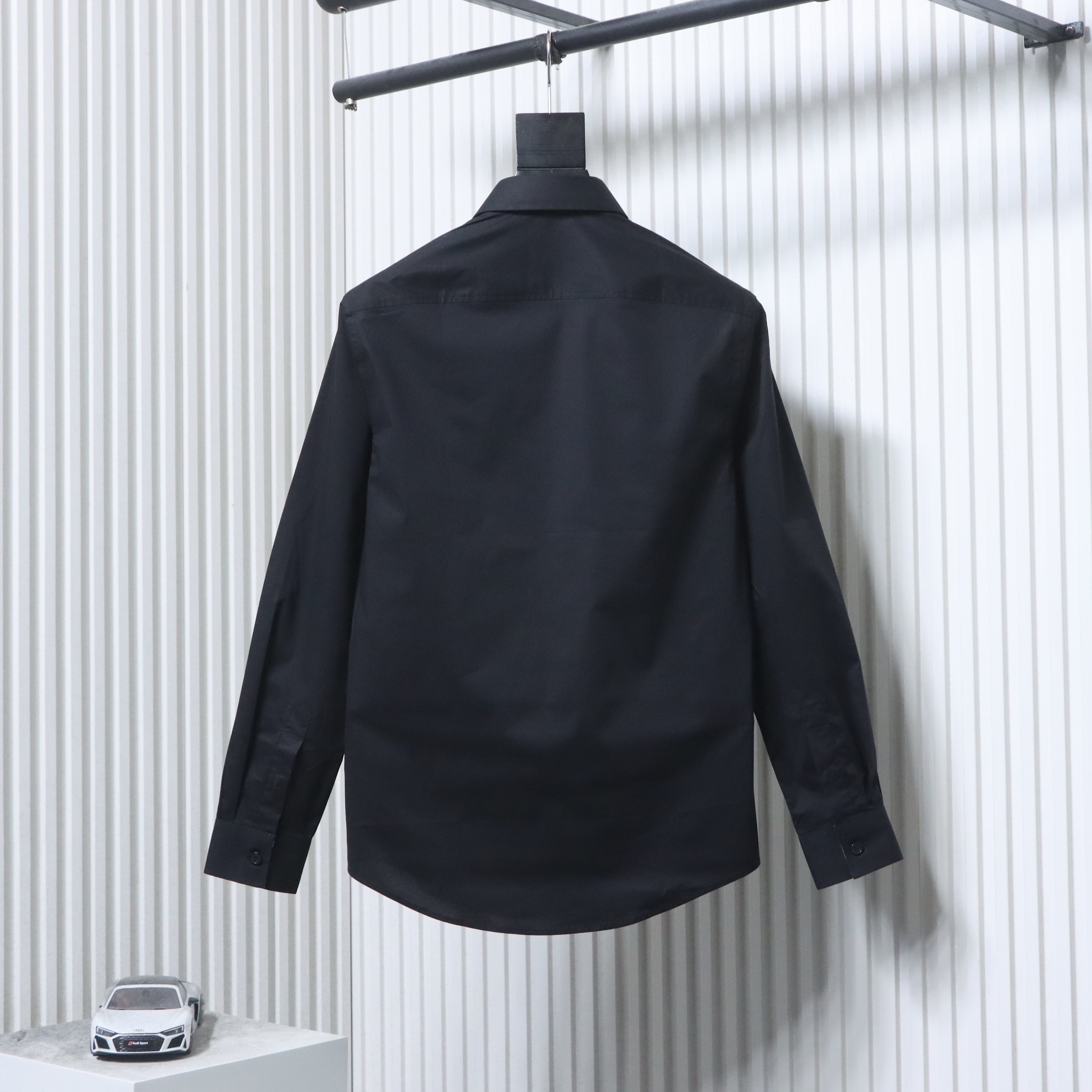BURBERRY Equestrian Embroidery Shirt Style 2