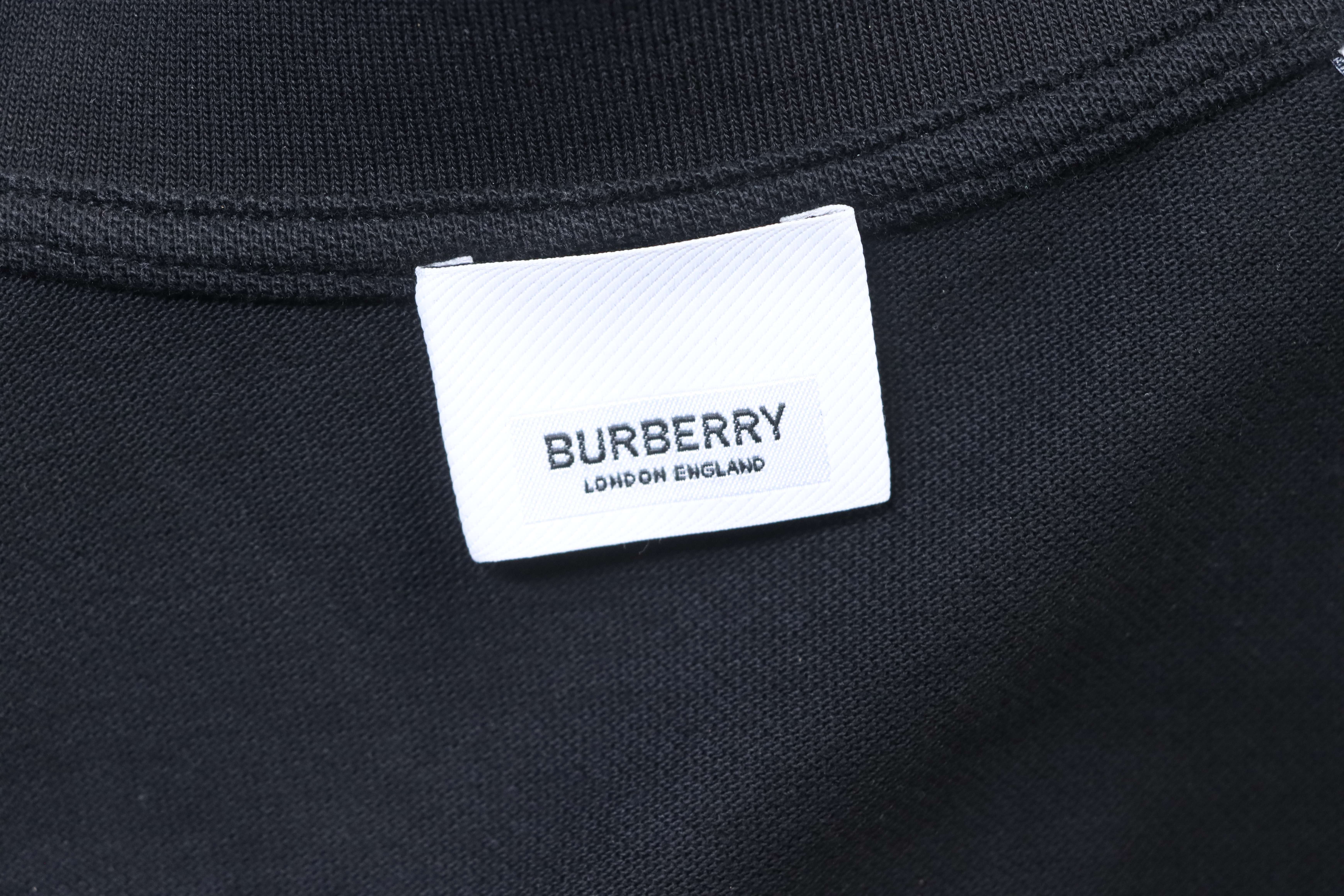BURBERRY Equestrian Embroidery Short Sleeve Polo Shirt