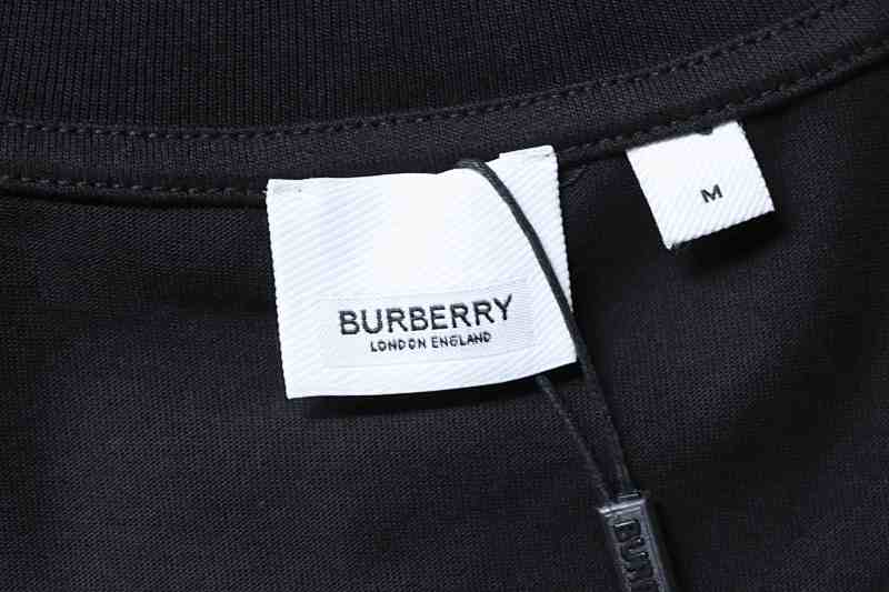 BURBERRY Equestrian Knight Embroidery Logo Short Sleeve T-Shirt