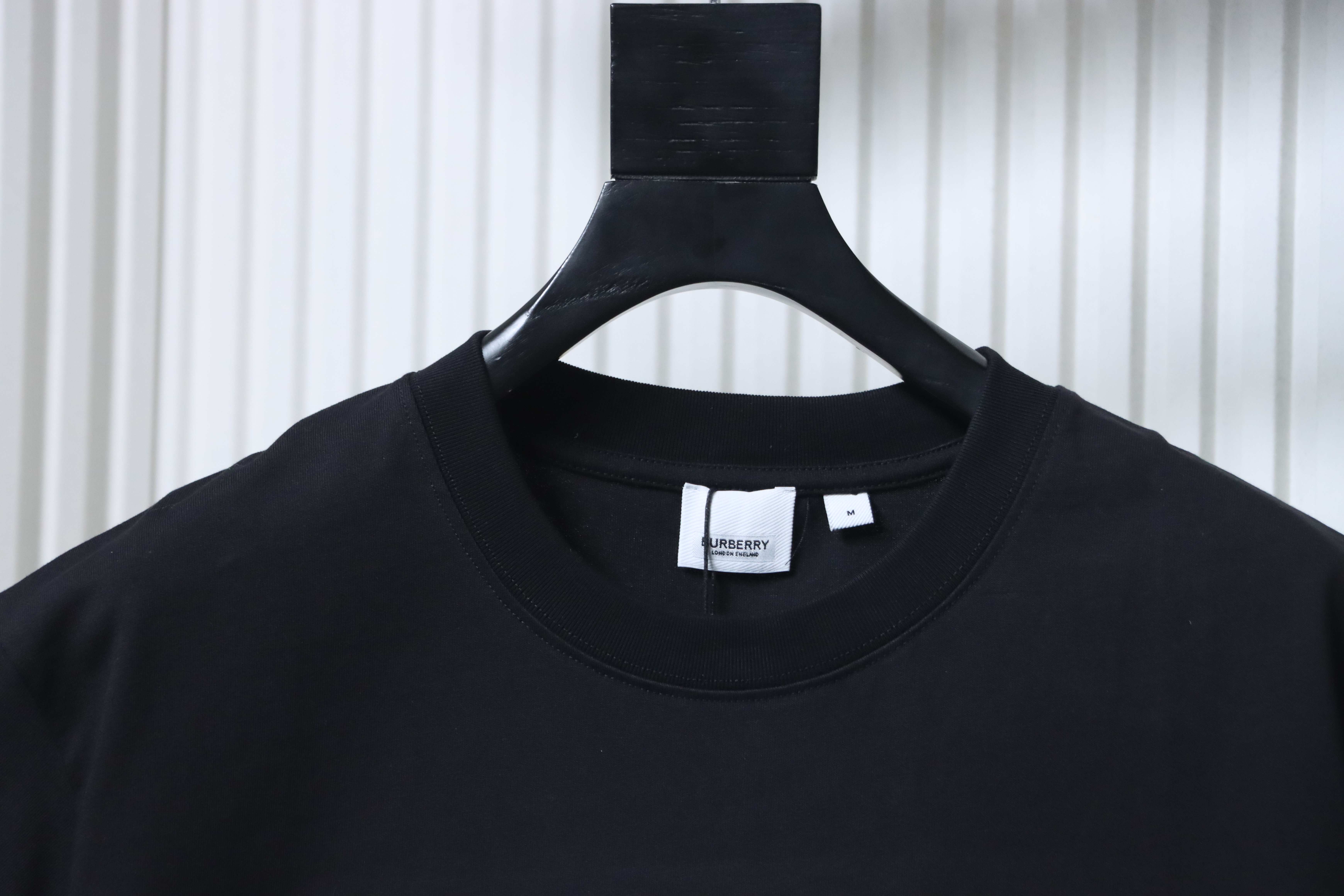 BURBERRY Equestrian Knight Embroidery Logo Short Sleeve T-Shirt