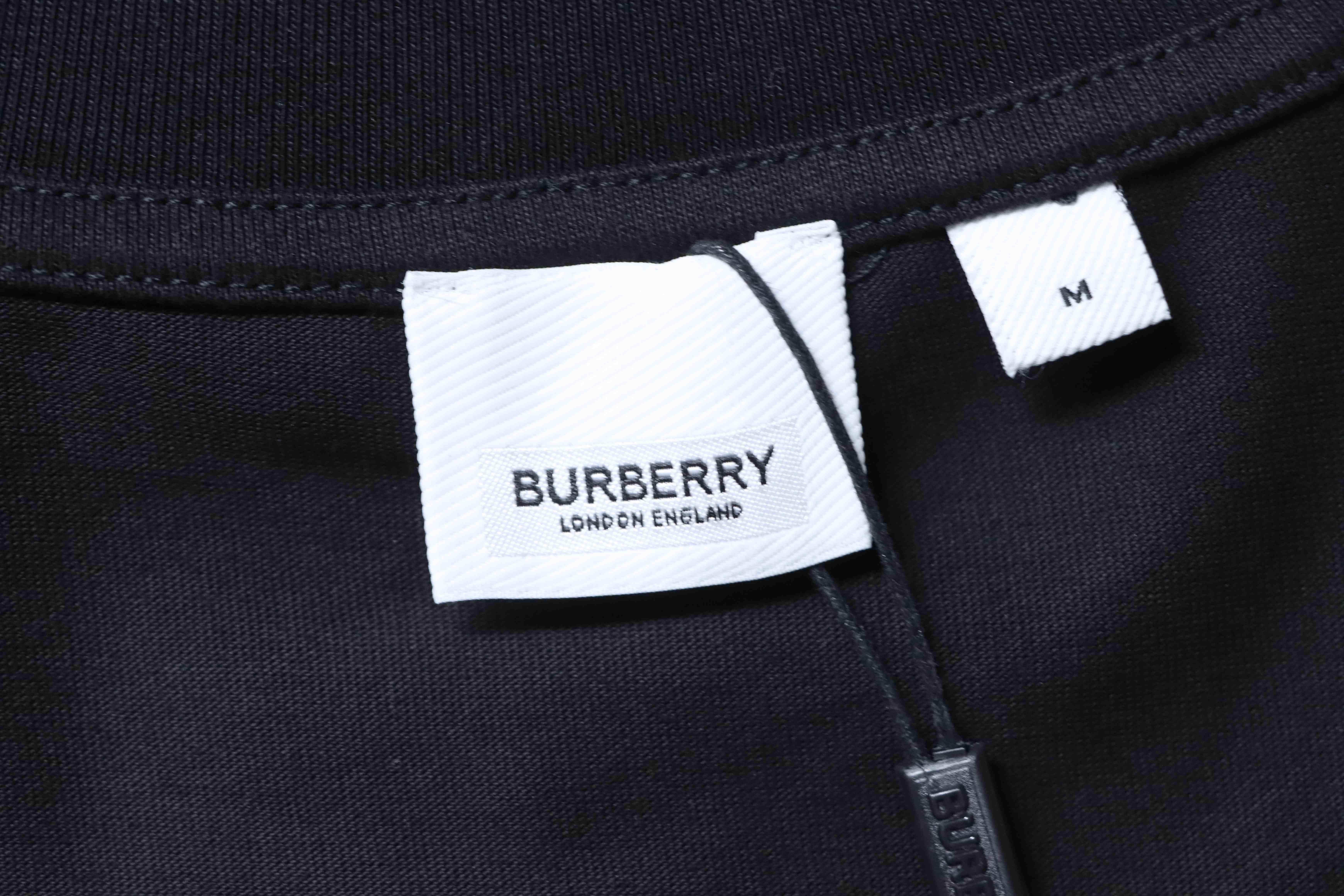 BURBERRY Equestrian Knight Embroidery Logo Short Sleeve T-Shirt