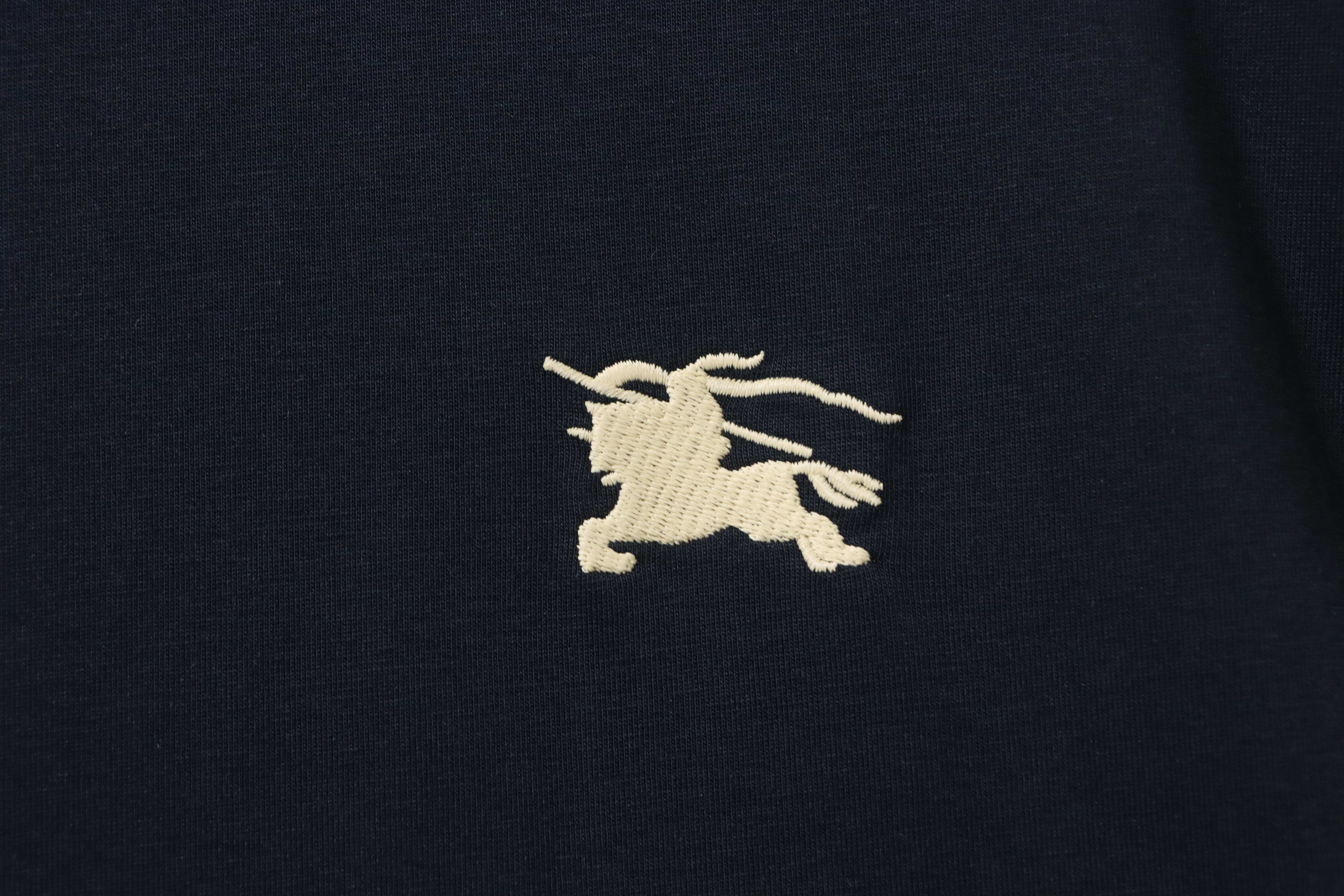 BURBERRY Equestrian Knight Short Sleeve T-Shirt Style 1