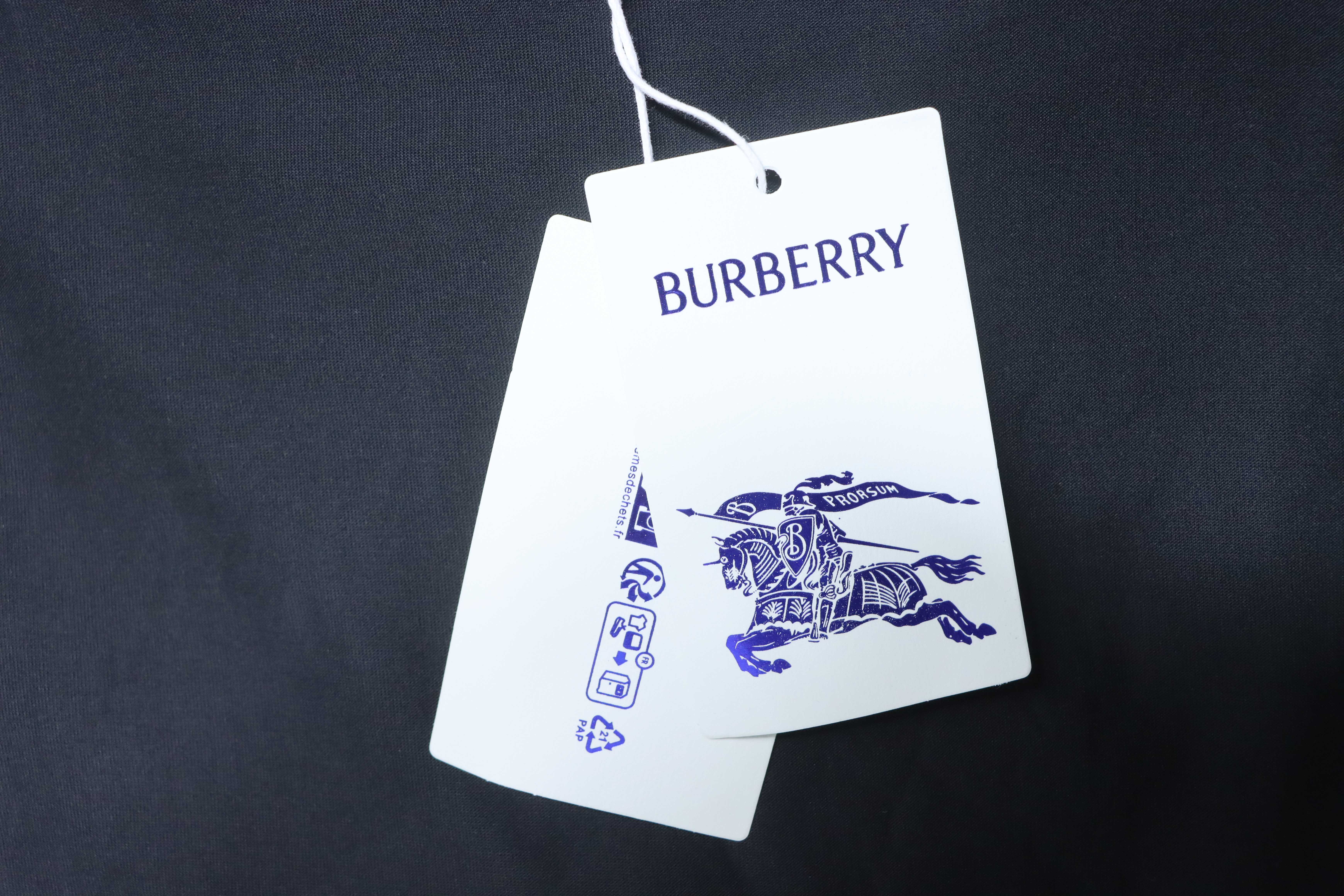 BURBERRY Equestrian Knight Short Sleeve T-Shirt Style 1