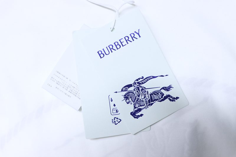 BURBERRY Equestrian Knight Short Sleeve T-Shirt Style 2