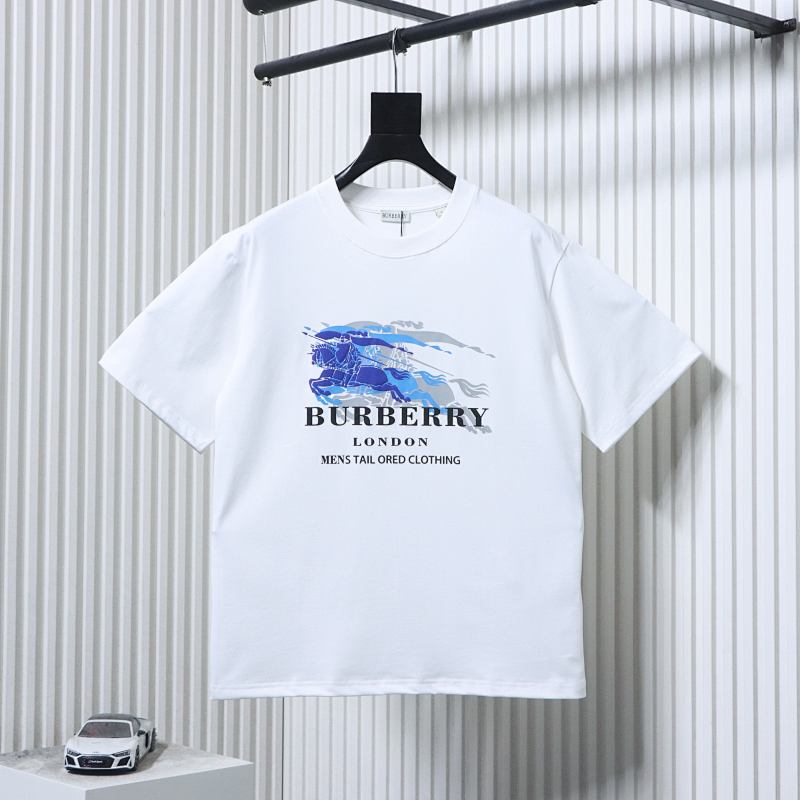 BURBERRY Equestrian Print Short Sleeve T-Shirt Style 1