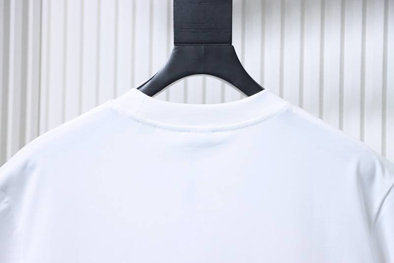 BURBERRY Equestrian Print Short Sleeve T-Shirt Style 1