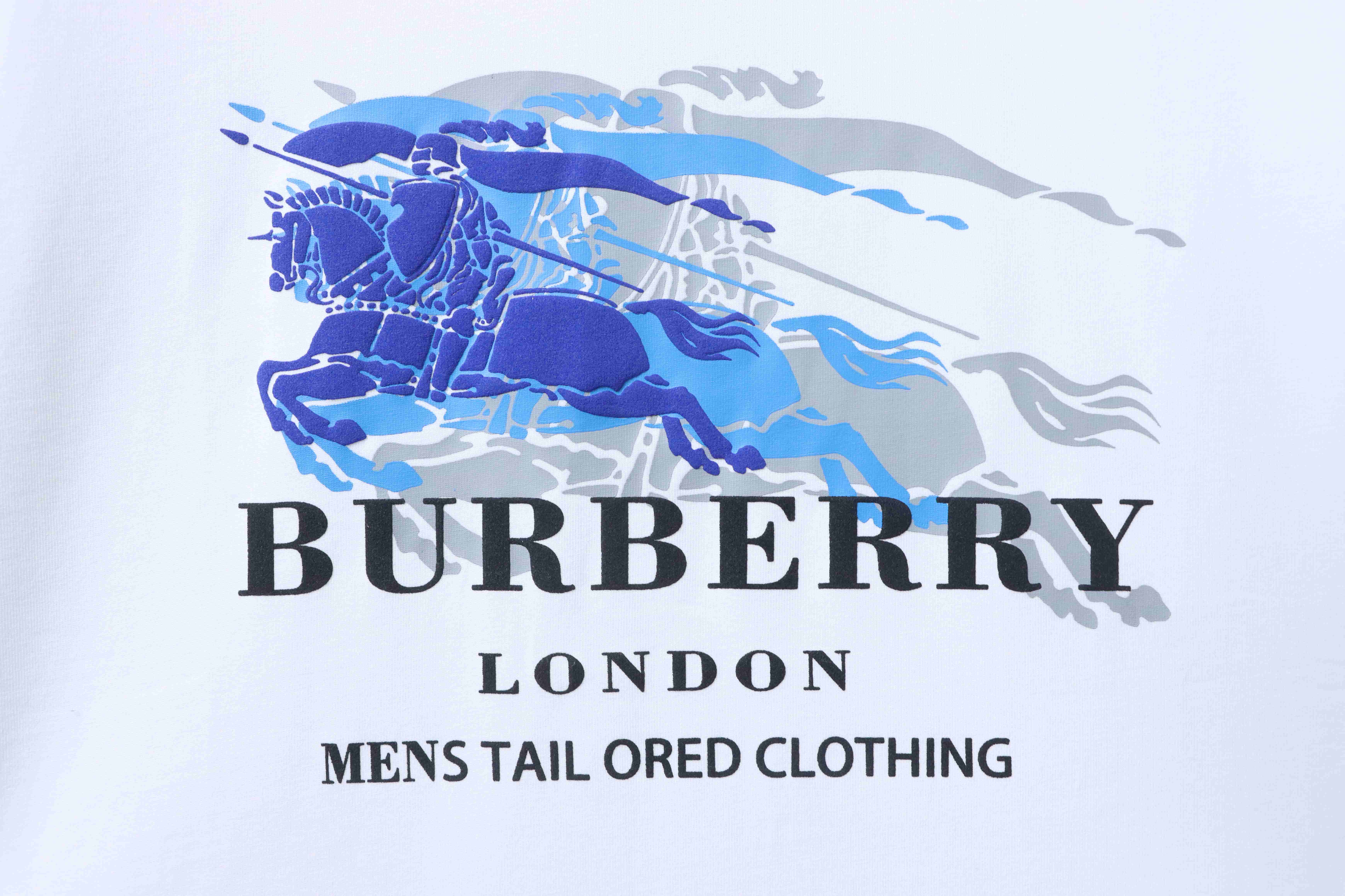 BURBERRY Equestrian Print Short Sleeve T-Shirt Style 1