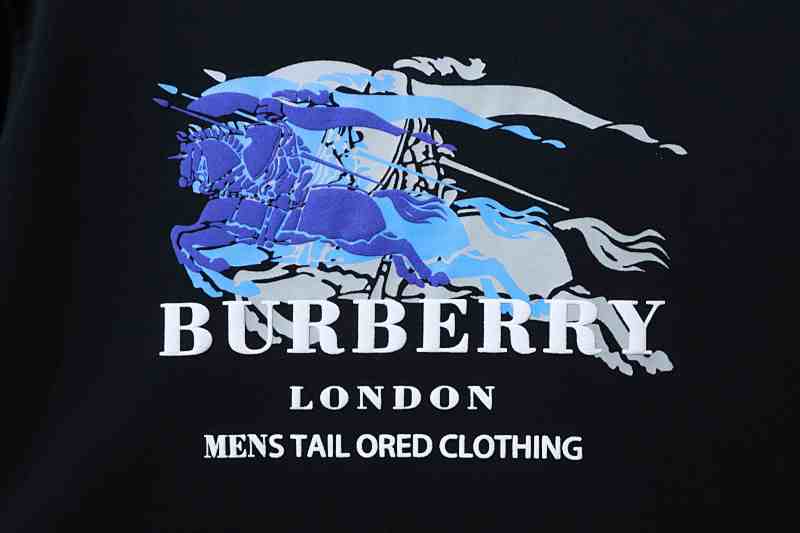 BURBERRY Equestrian Print Short Sleeve T-Shirt Style 2