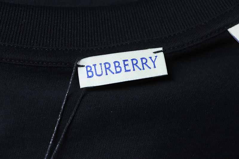 BURBERRY Equestrian Print Short Sleeve T-Shirt Style 2