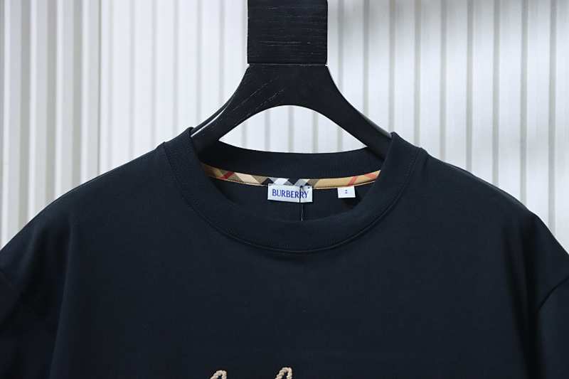 BURBERRY Equestrian Short Sleeve T-Shirt Style 1