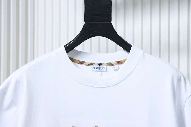 BURBERRY Equestrian Short Sleeve T-Shirt Style 2