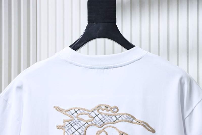 BURBERRY Equestrian Short Sleeve T-Shirt Style 2