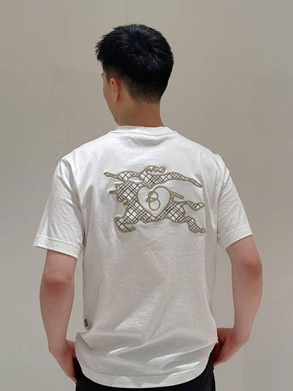 BURBERRY Equestrian Short Sleeve T-Shirt Style 2