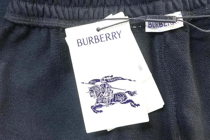 BURBERRY Equestrian Shorts Style 2