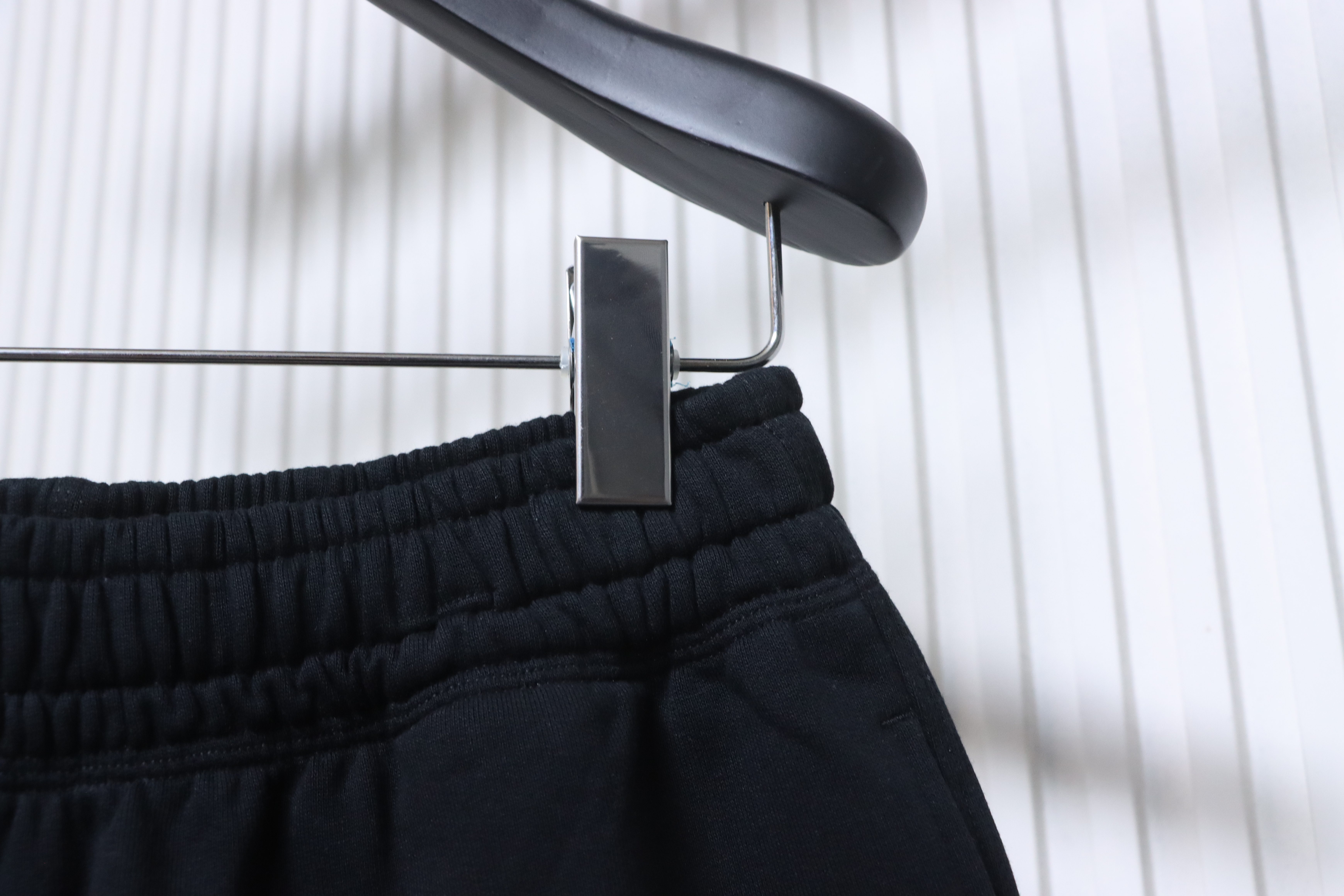 BURBERRY Equestrian Shorts Style 2