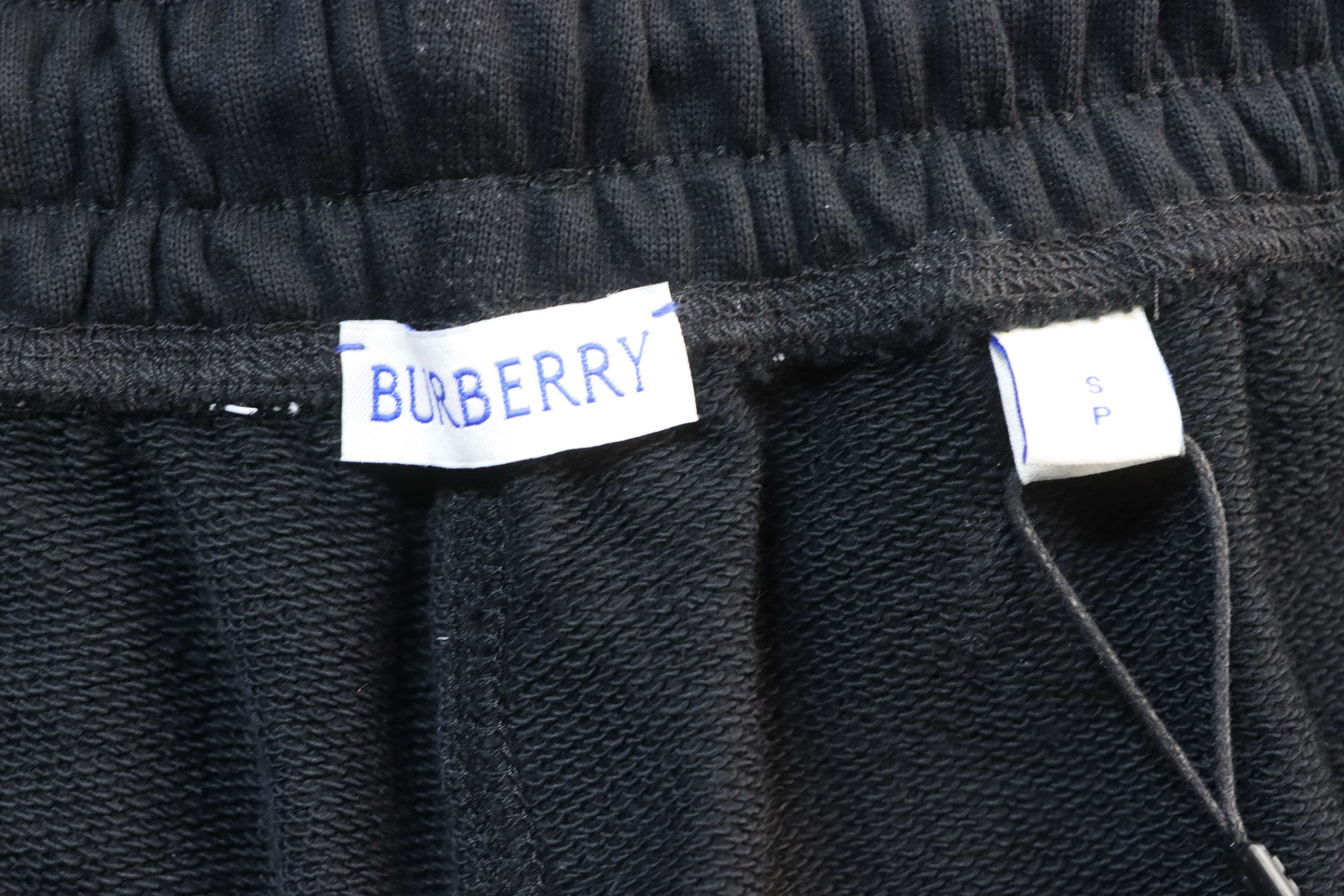 BURBERRY Equestrian Shorts Style 2