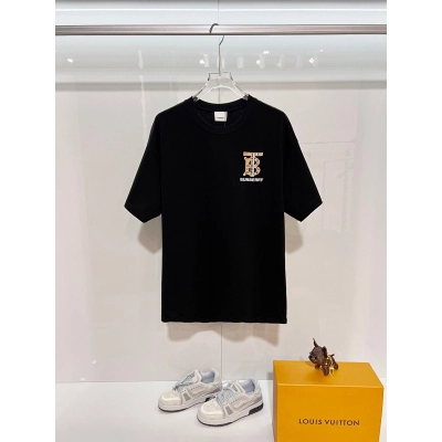 BURBERRY Gold Thread Knight Equestrian Embroidery Short Sleeve T-Shirt 01