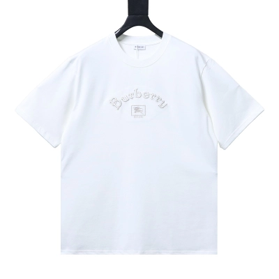 BURBERRY Gothic Embroidery Short Sleeve T-Shirt Style 1 01
