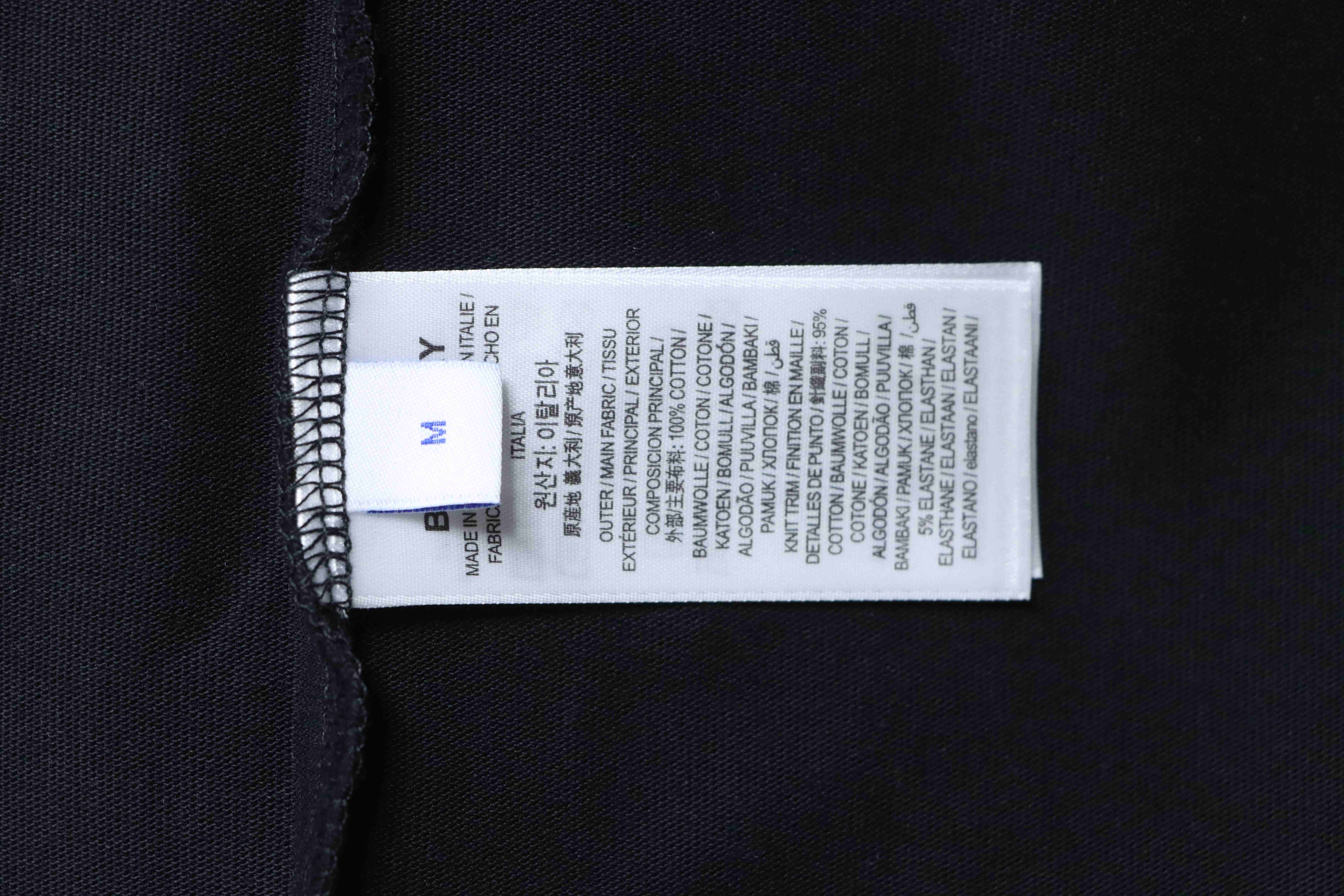 BURBERRY Gothic Embroidery Short Sleeve T-Shirt Style 2