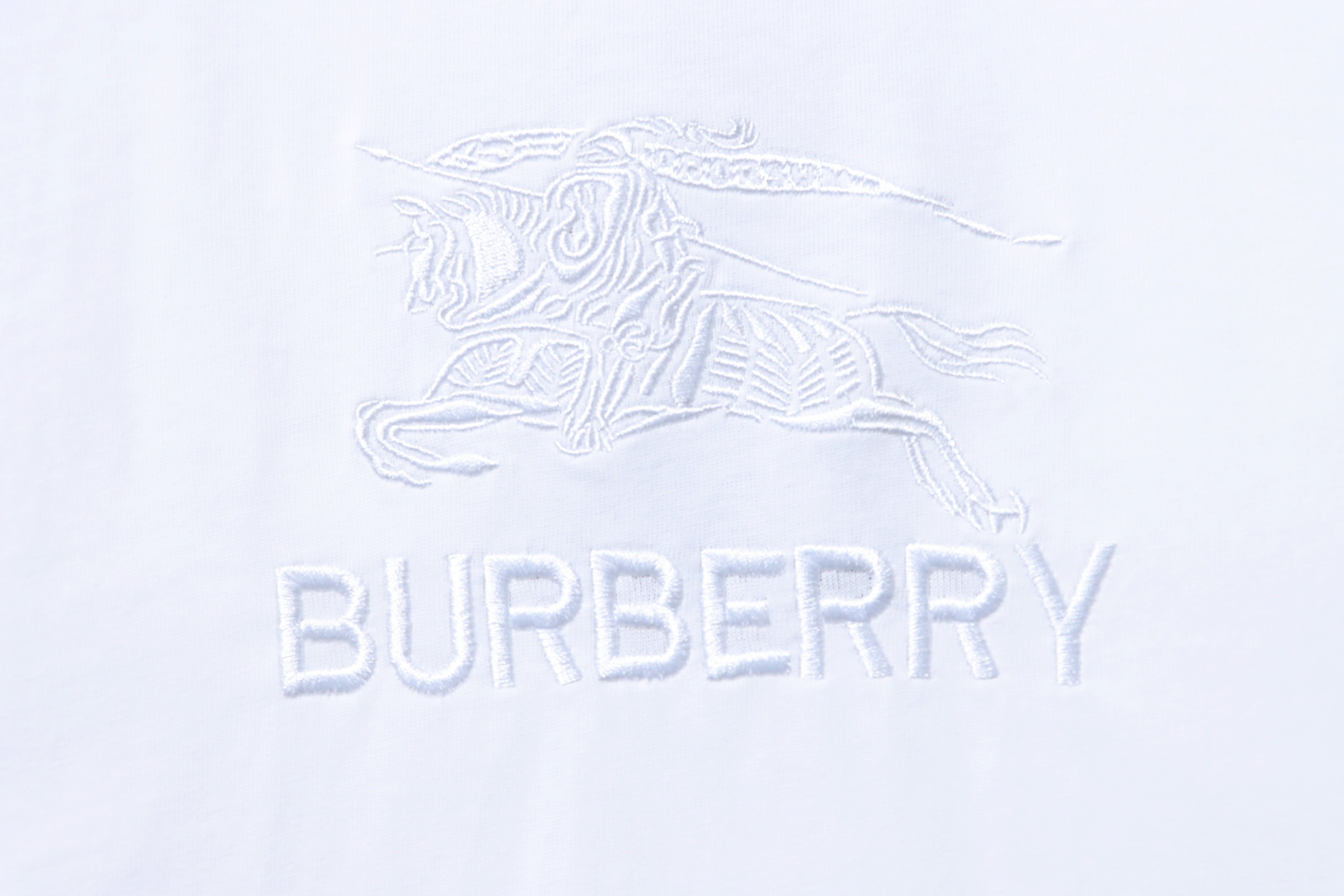BURBERRY Knight Equestrian Letter Embroidery Short Sleeve T-Shirt Style 1