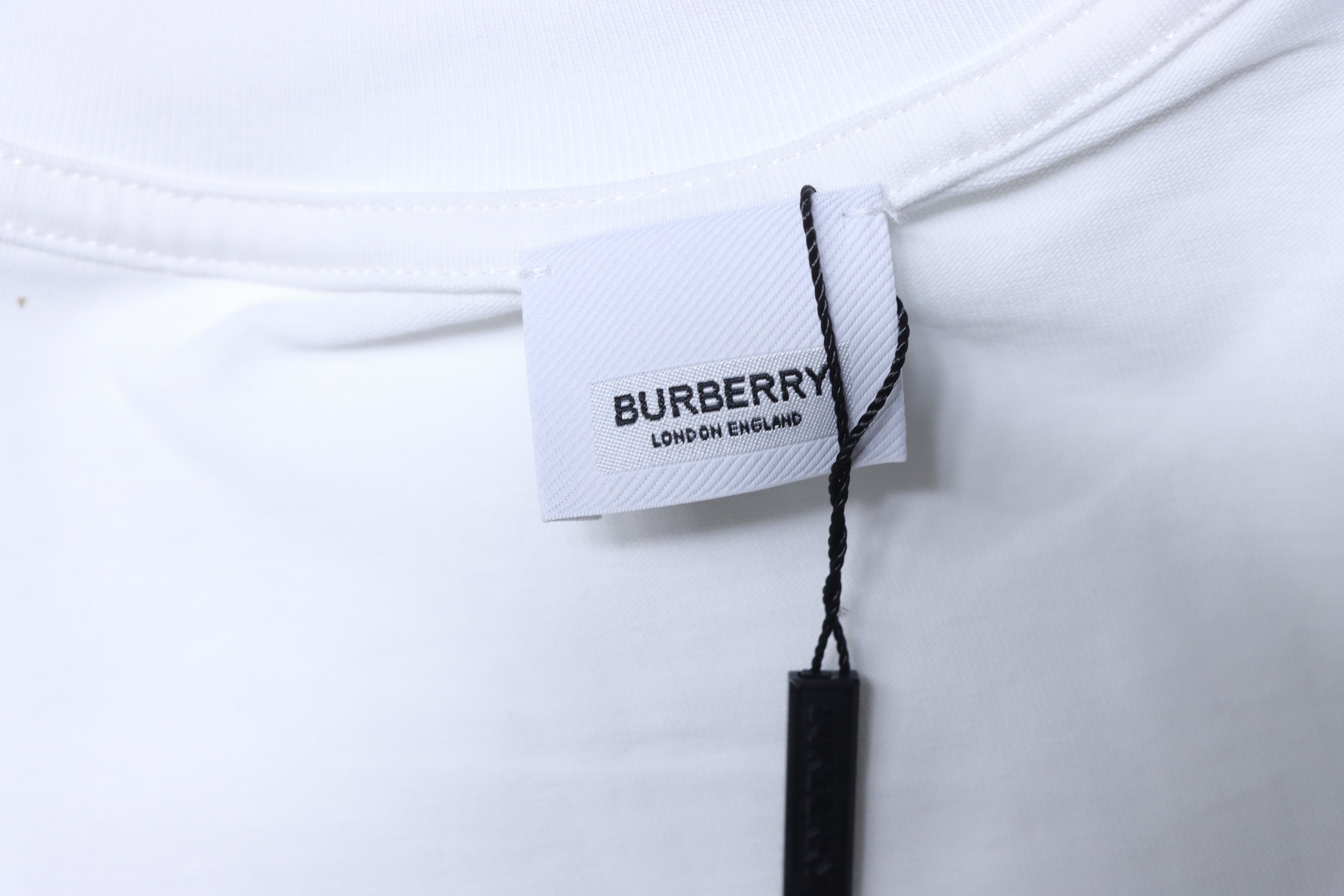 BURBERRY Knight Equestrian Letter Embroidery Short Sleeve T-Shirt Style 1