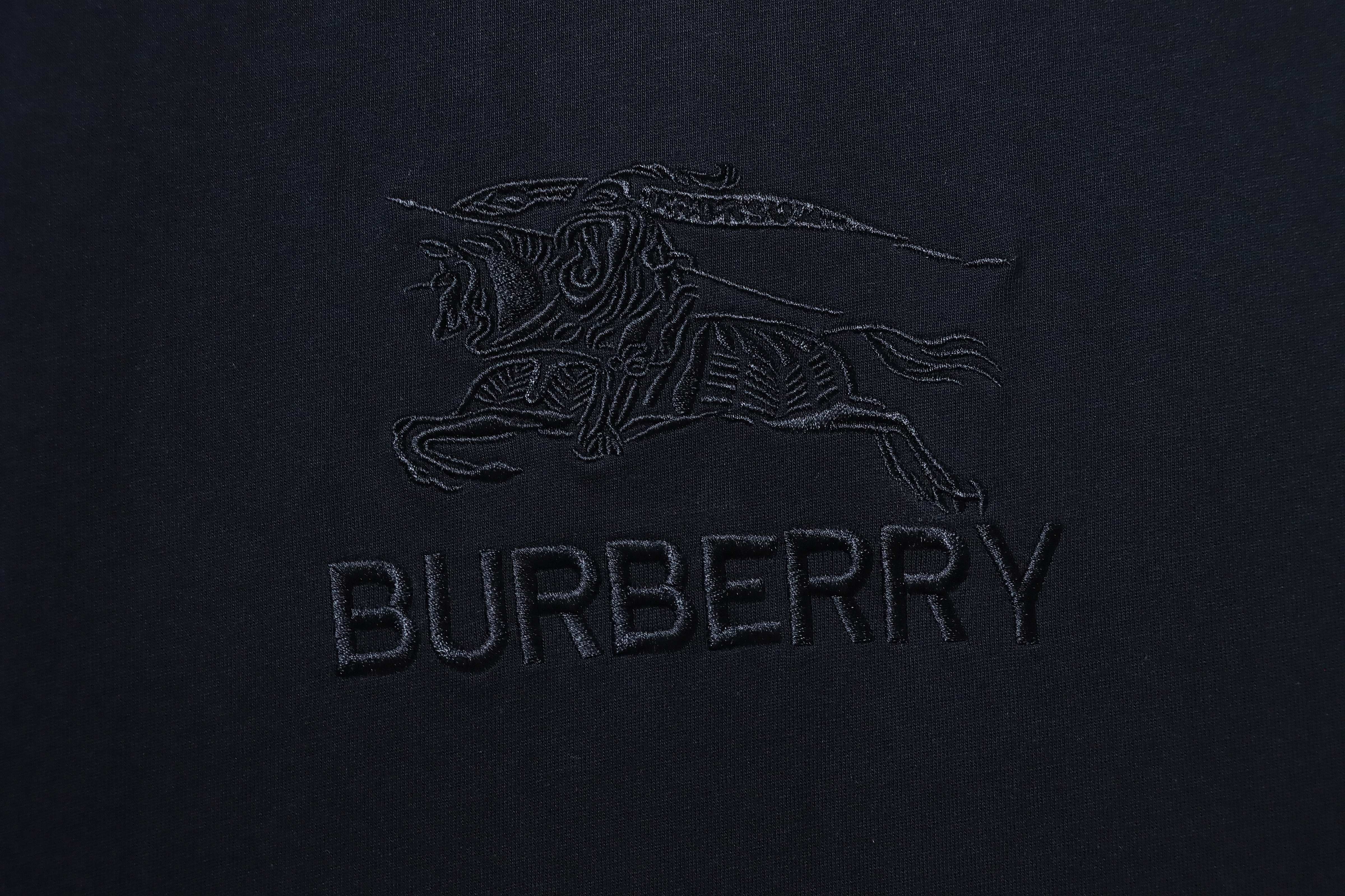BURBERRY Knight Equestrian Letter Embroidery Short Sleeve T-Shirt Style 2