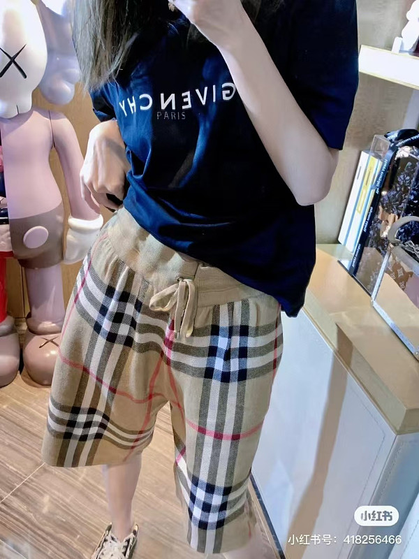 BURBERRY Knit Check Shorts Style 1